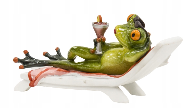 FIGURKA ŻABA NA LEŻAKU Z DRINKIEM Wysokość produktu 10 cm