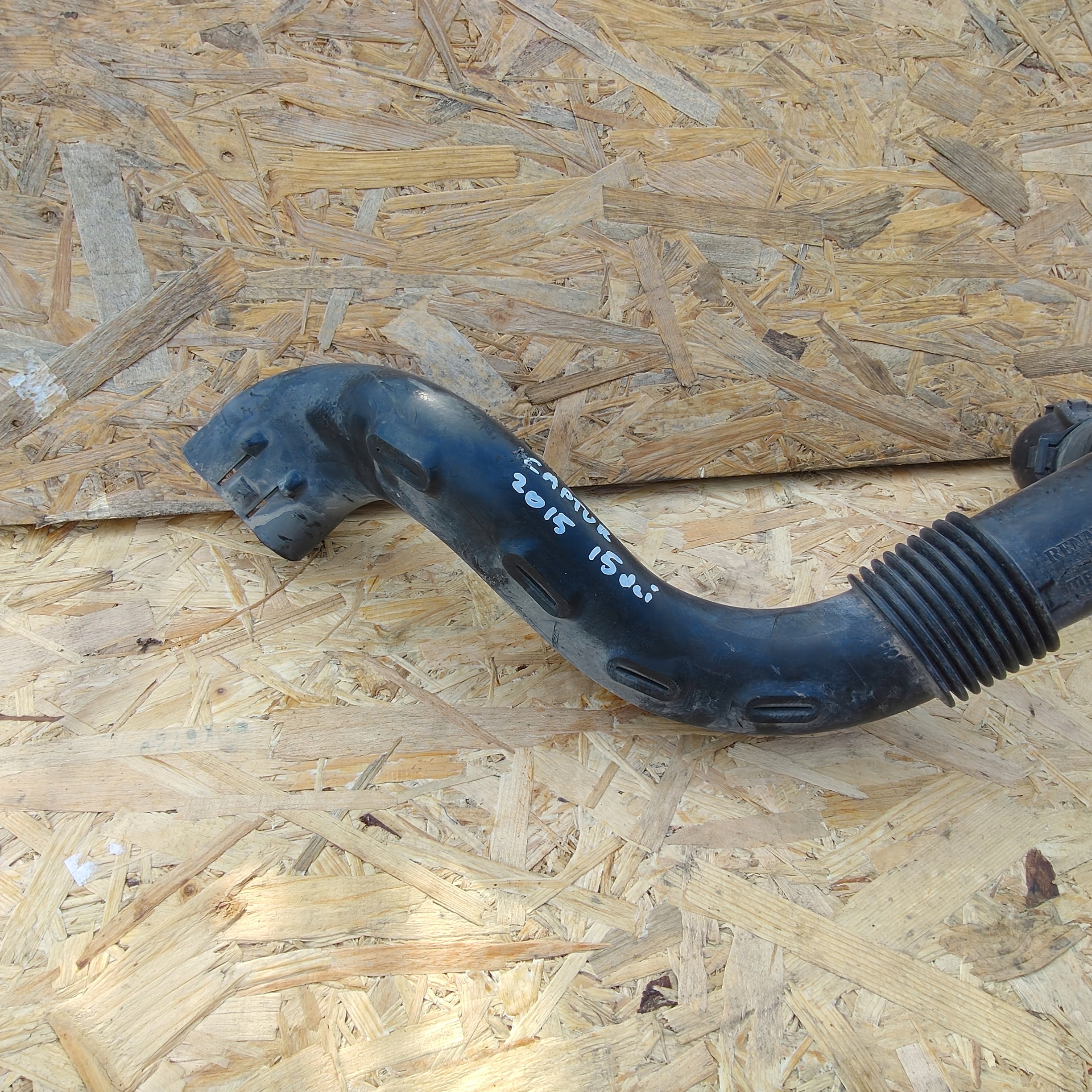 Schlauch luft RENAULT DACIA 165556691r