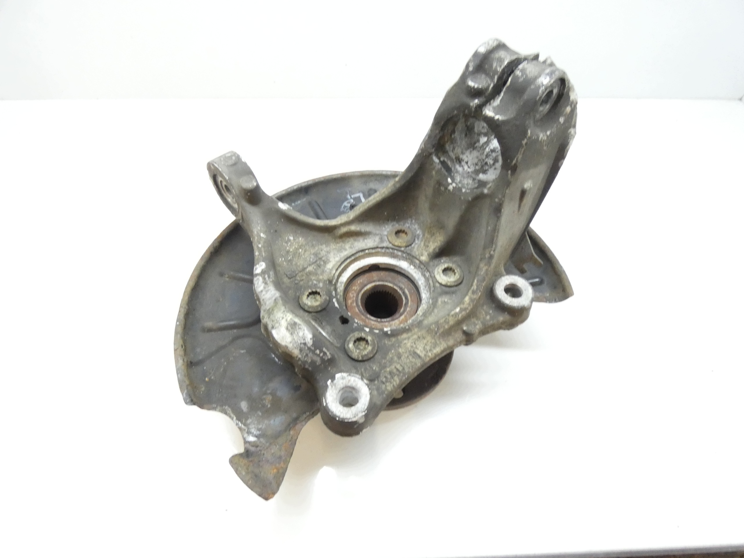 kerékcsonk kerékagy bal eleje VW PASSAT B6 2.0 TDI BMP 05-10