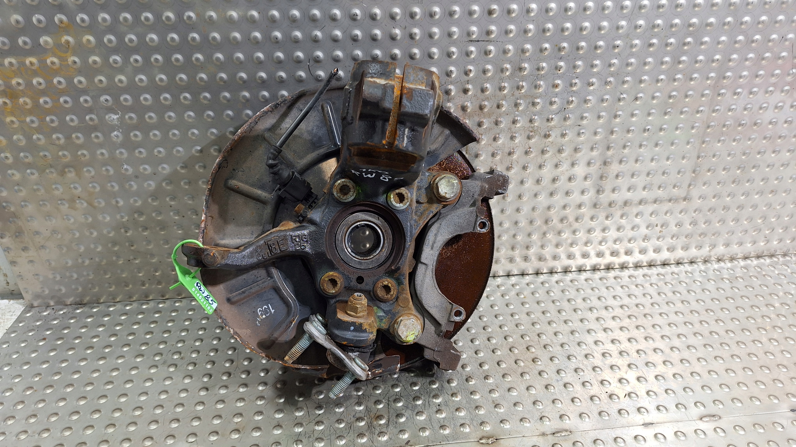 swing left front 1K0407255N GOLF V CADDY III A3 8P OCTAVIA II LEON II