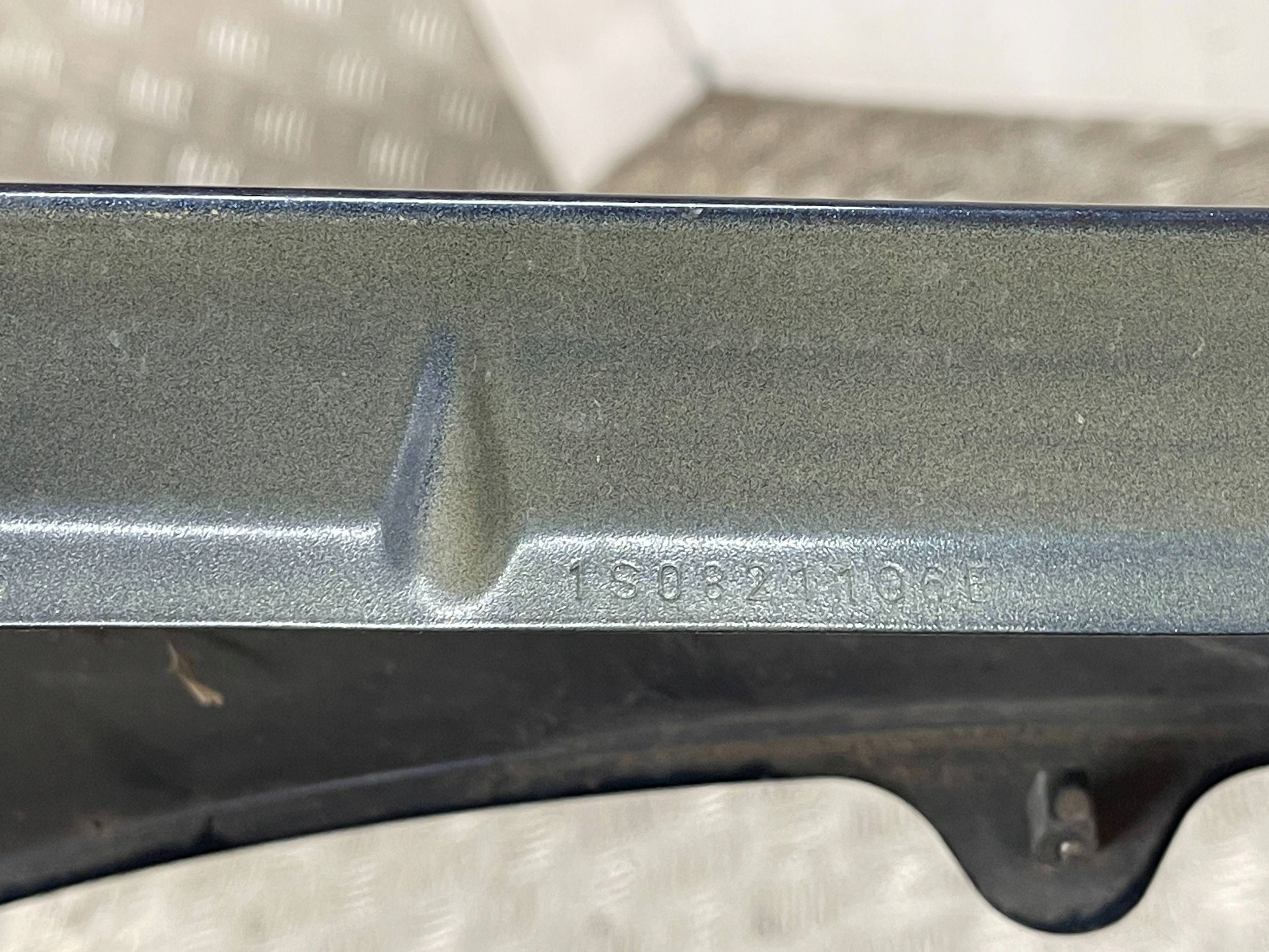 fender front front right VOLKSWAGEN UP 12-16 1S0