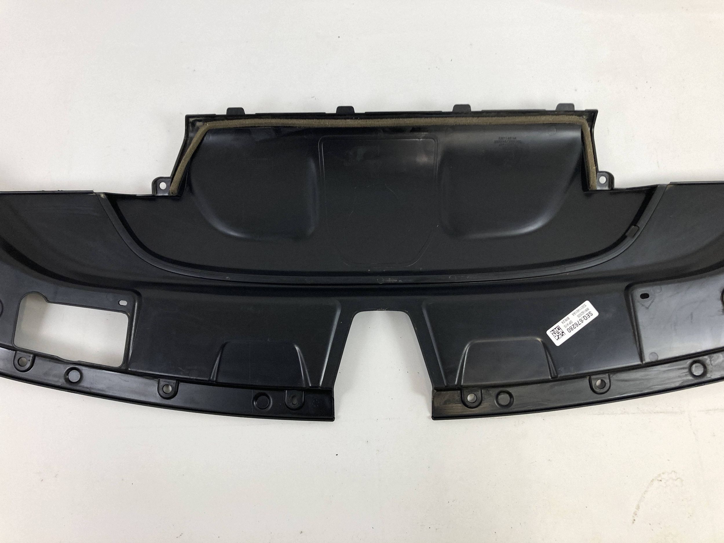 Ram 1500 TRX 6.2 Hemi cover upper radiator 2021-2024