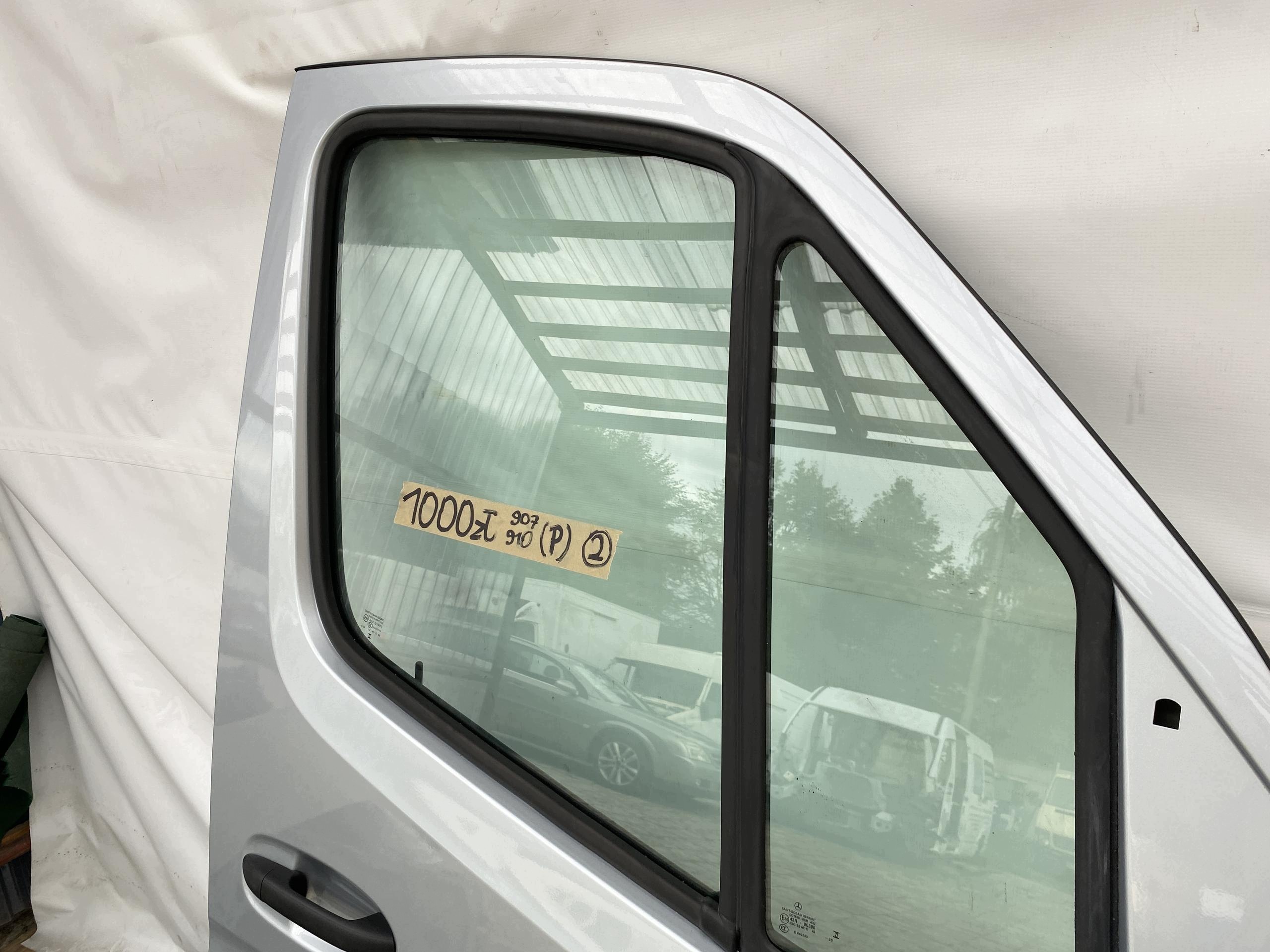 SPRINTER 907 910 17- door front right SZARE/silver ORYGINALNE front