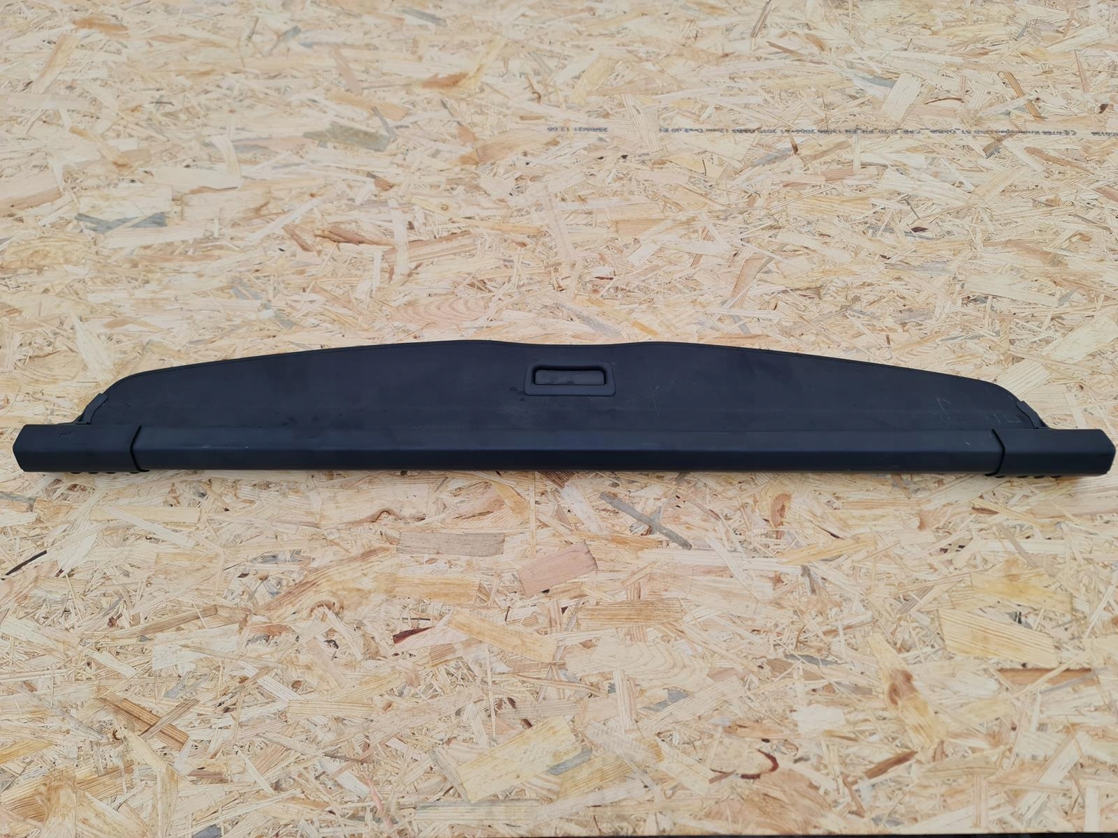 VW Sharan 7n шторка багажника оригінал 7n0867871c