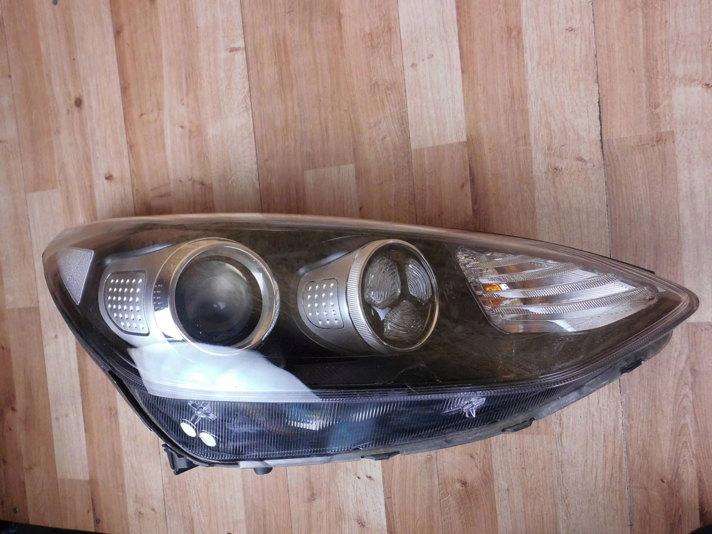 KIA Sportage IV 2015-2018 light right front front right 92102-F1110