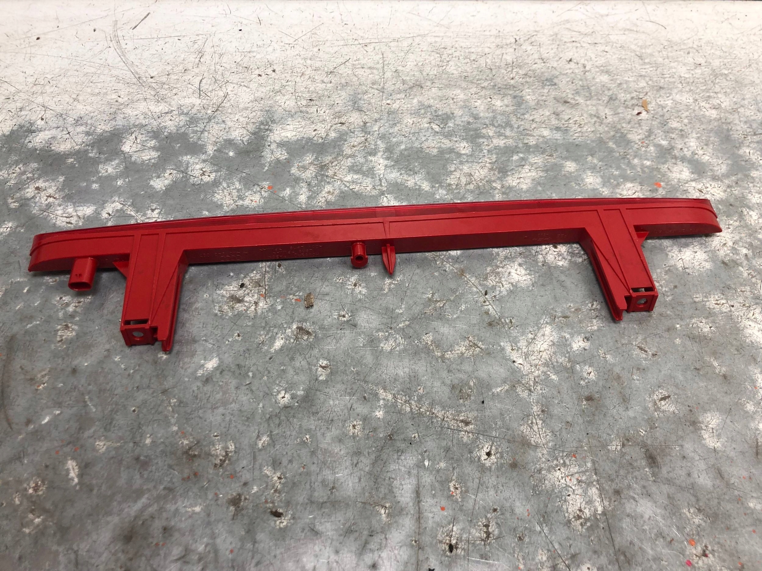 TRZECIE light STOP AUDI Q7 4M 4M0945097