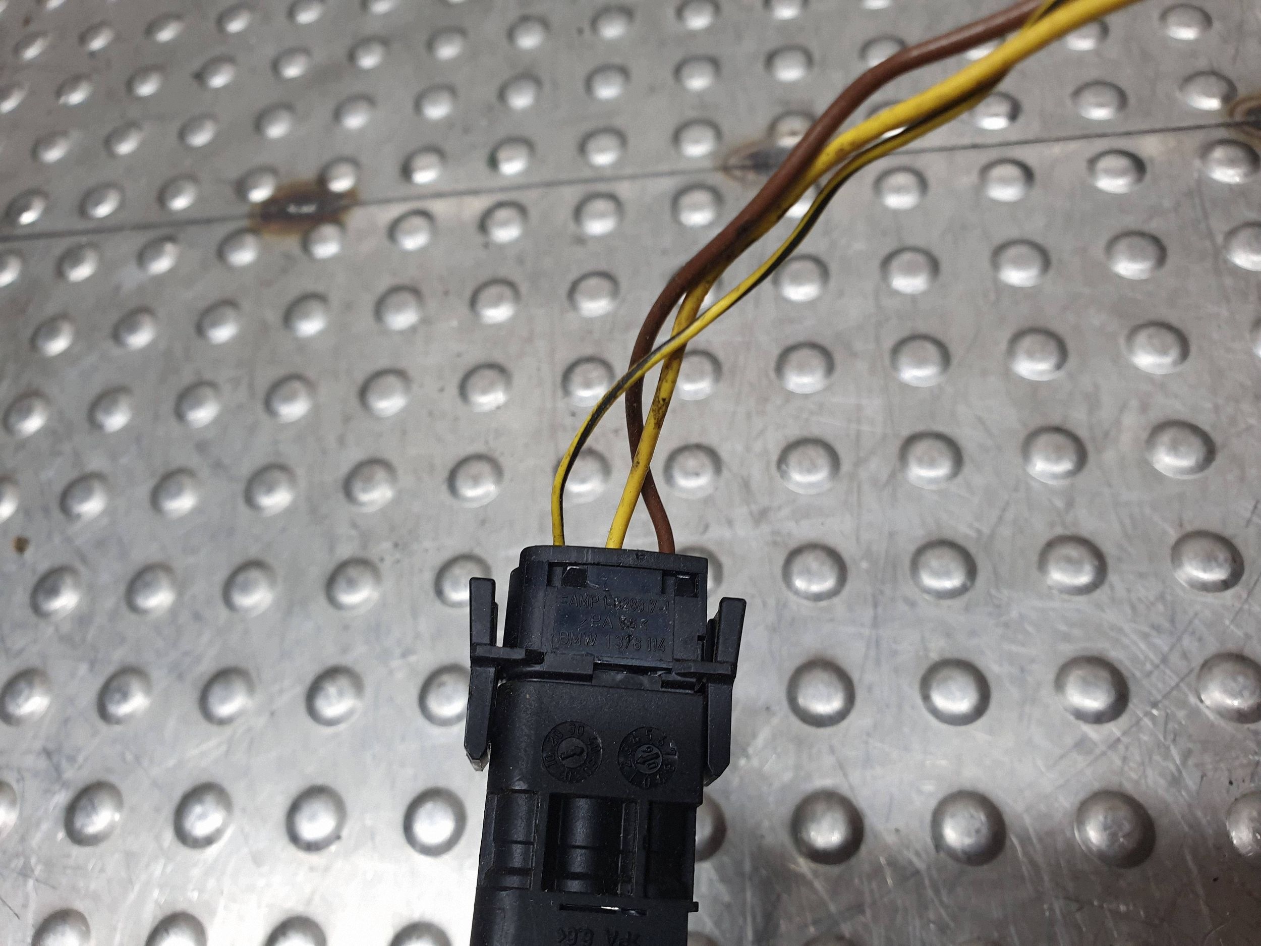 lock RYGIEL bonnet boot 7129931 BMW E61 X5 E70 X6 E71