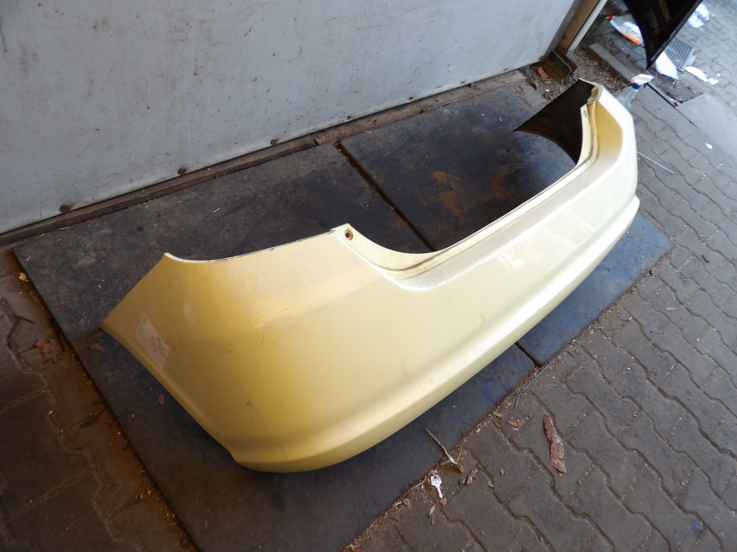 Honda Jazz II bumper rear part lak. Y63 HB 5D