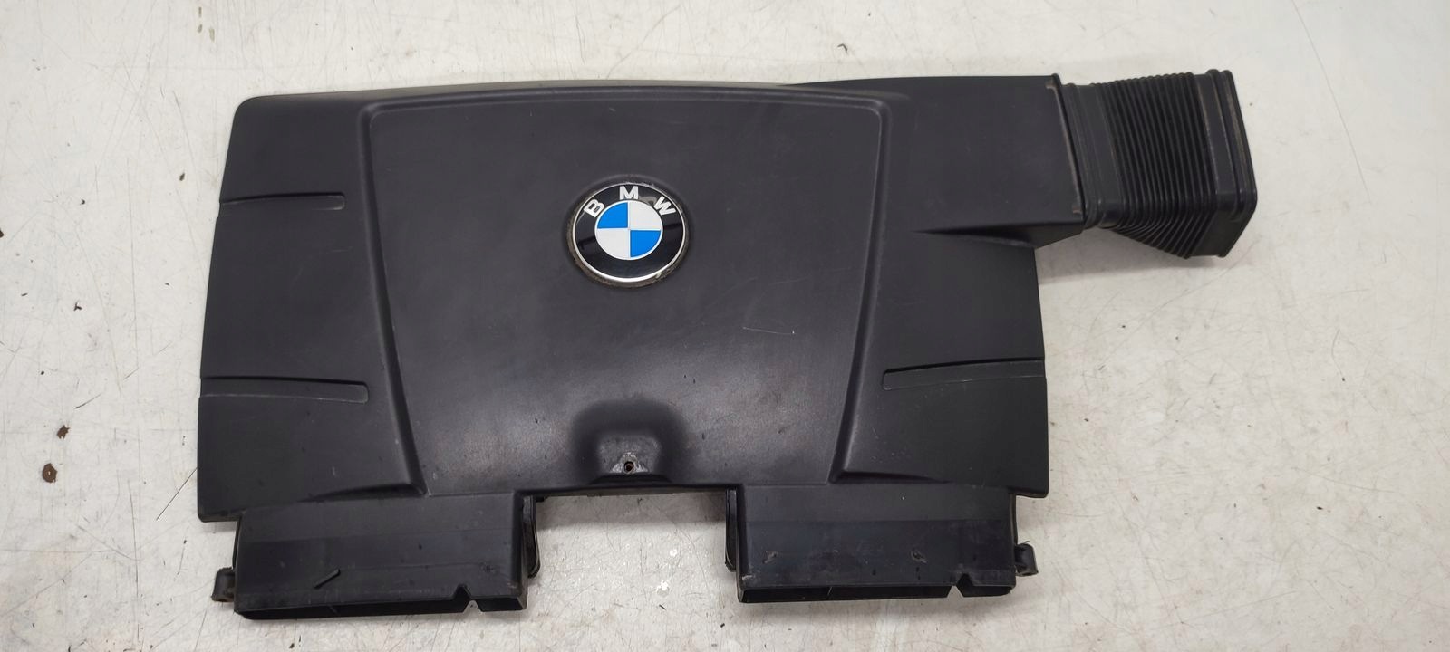 intake air BMW E90 318i