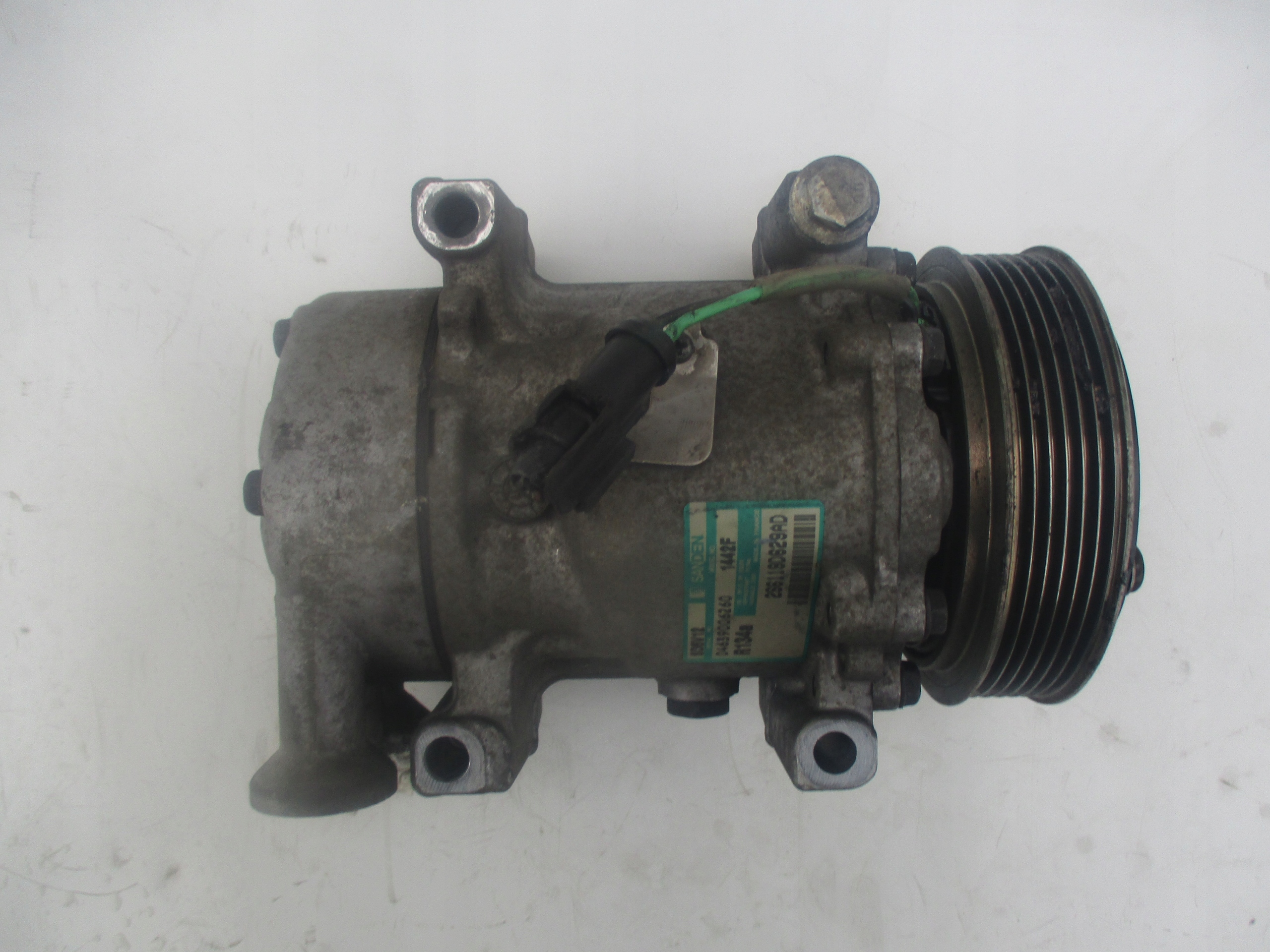 санден SD6V12 компрессор кондиционера