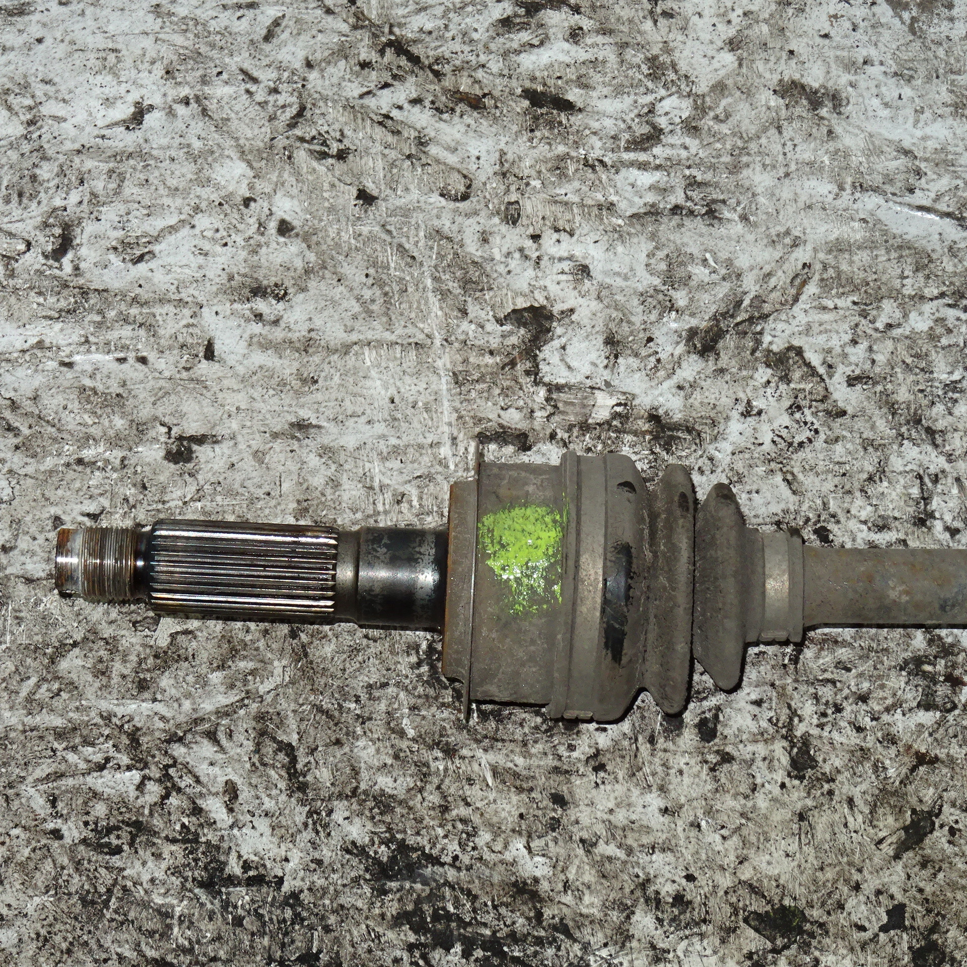 SUBARU FORESTER III 2.0D semi-axis right rear part