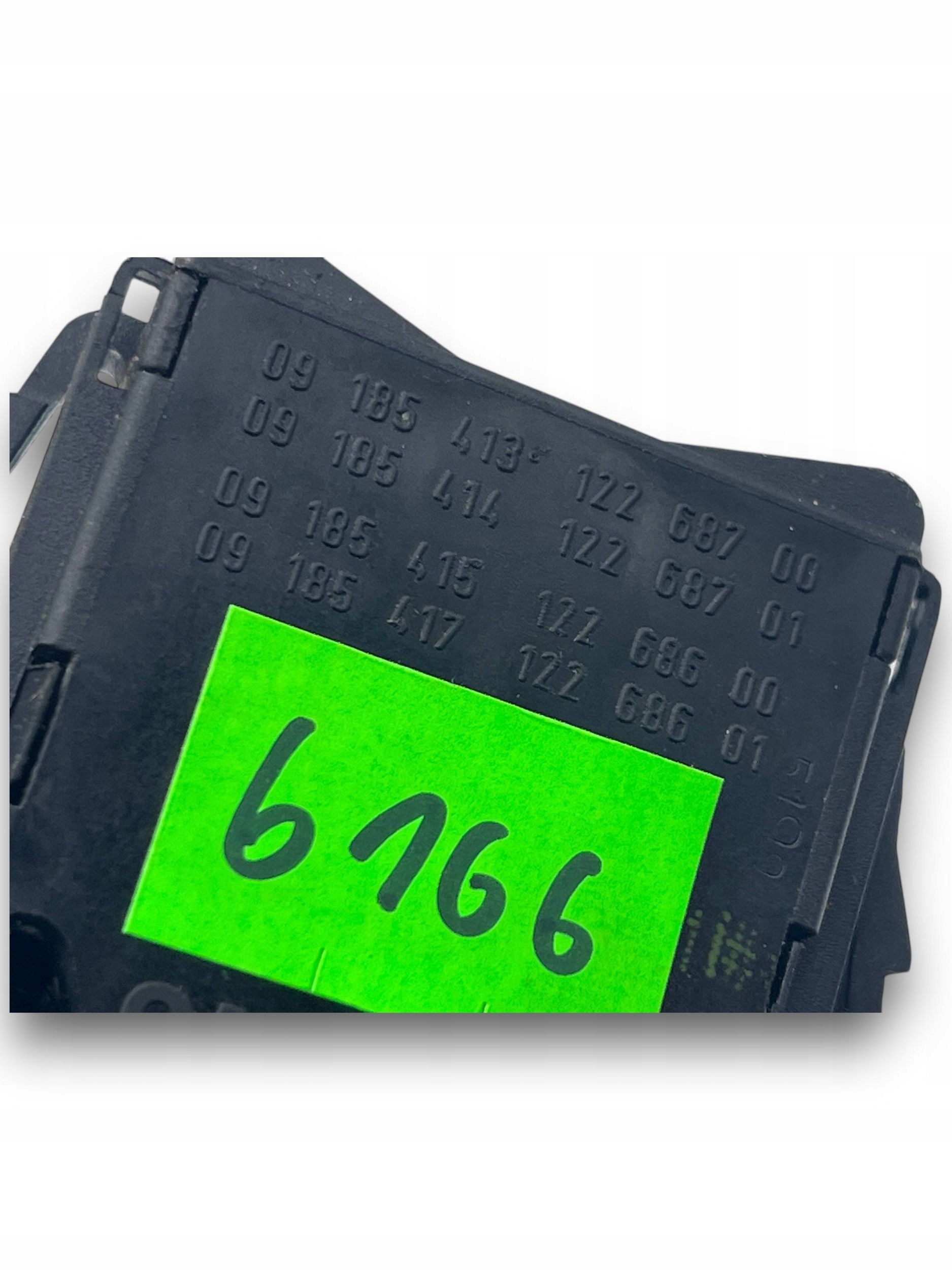 switch KIERUNOWSKAZOW OPEL CORSA C 09 185 413
