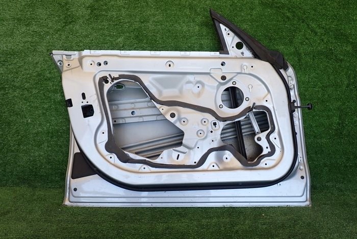 BMW F34 3 GT dveře levé přední předek