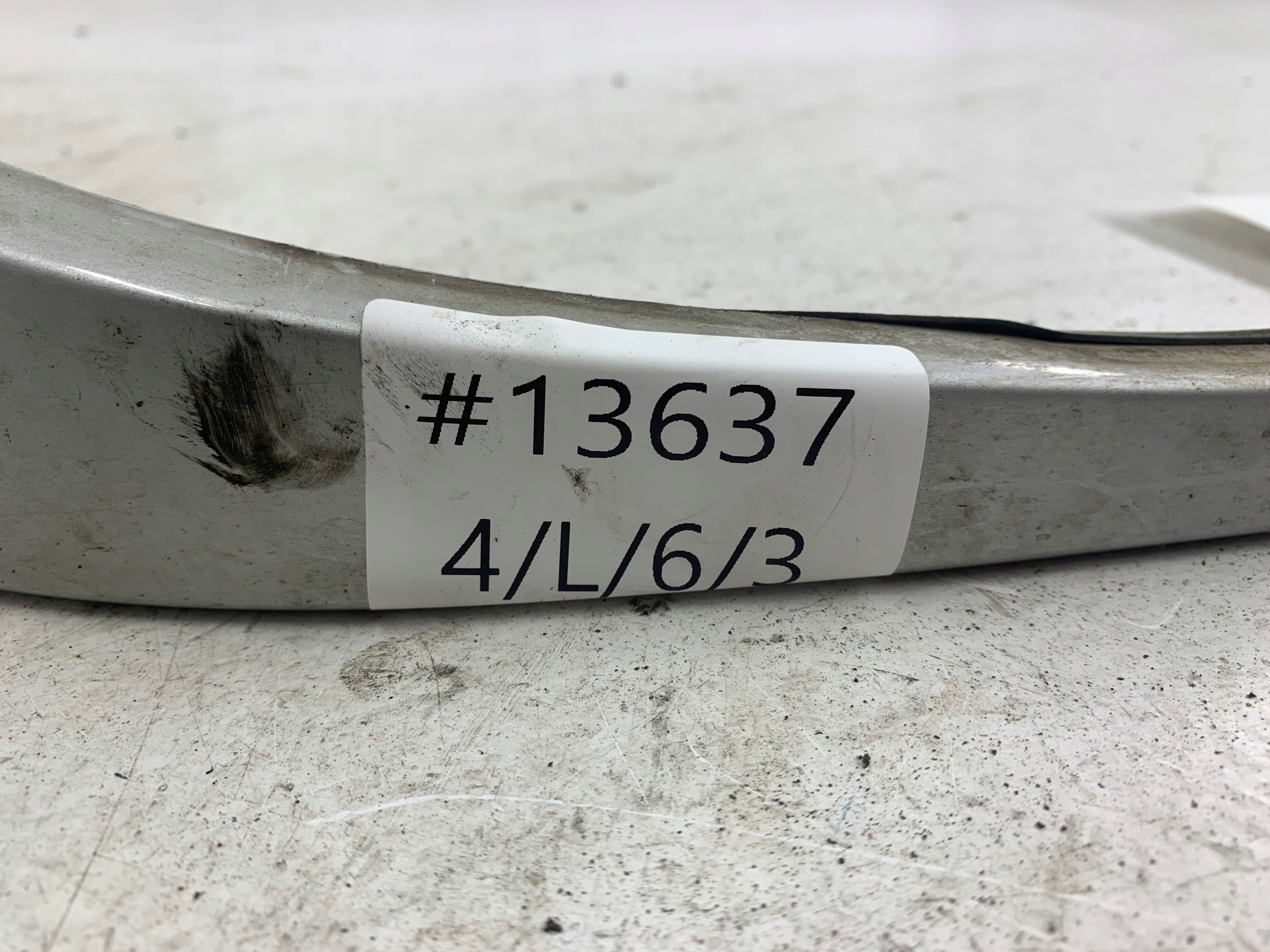 BMW E46 moulding below LAMPE right TITANSILBER 7030554