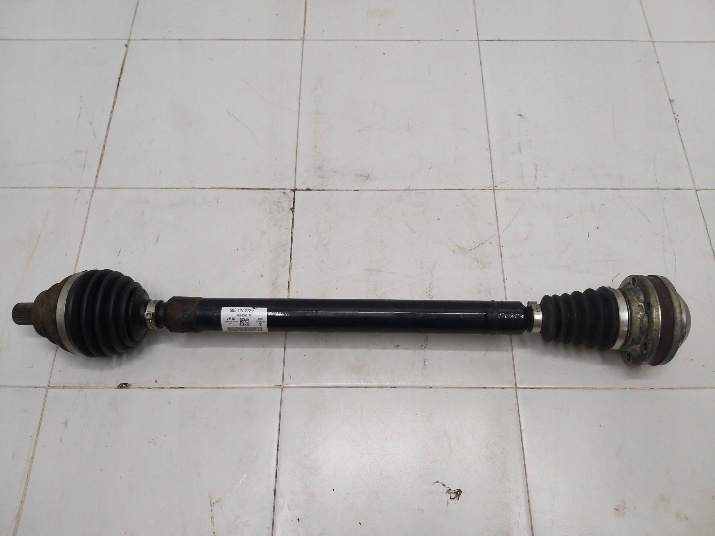 VW GOLF VII OCTAVIA III LEON III semi-axis right long 2.0 TDI 5Q0407272E