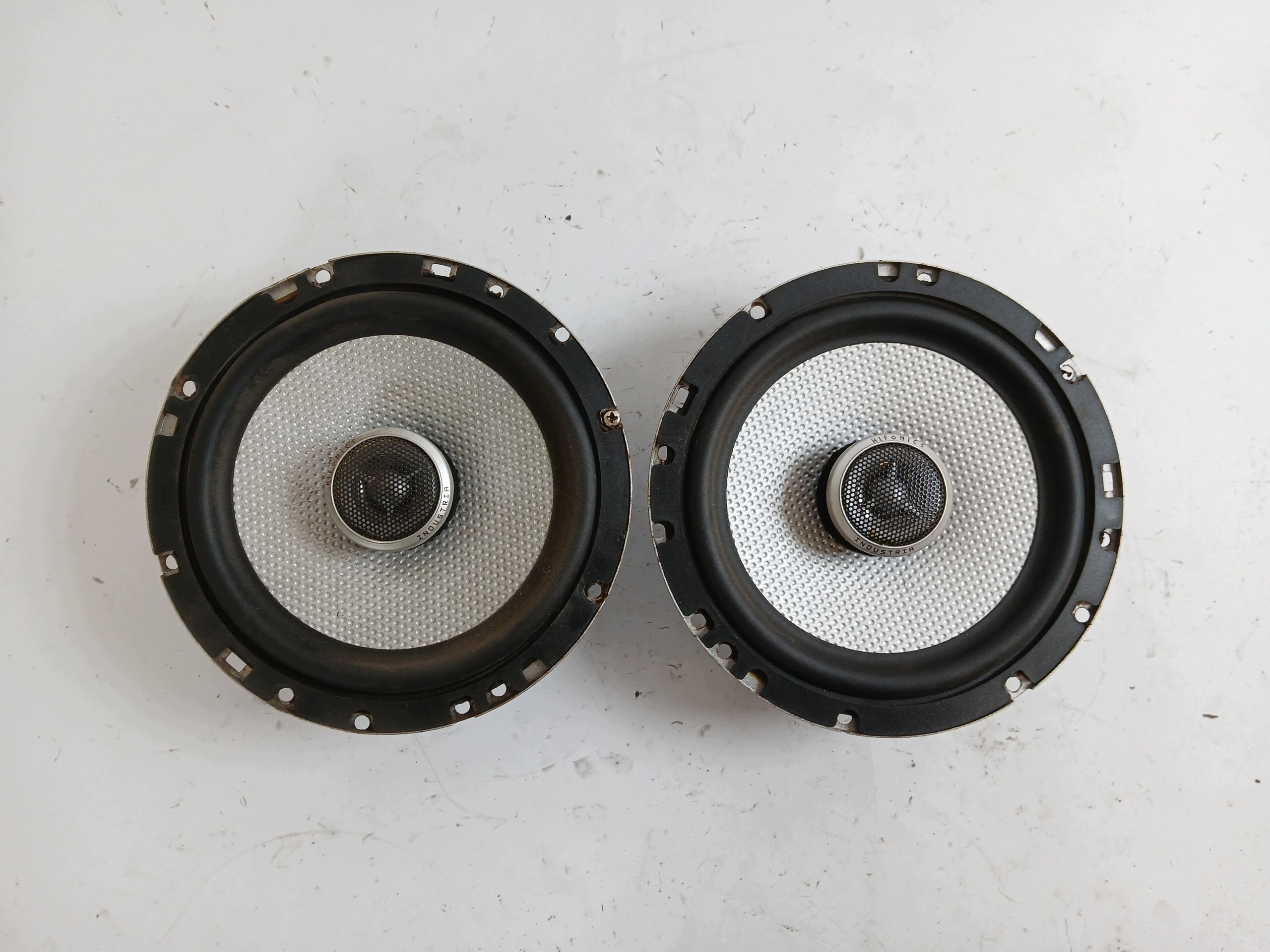 HIFONICS HFI62 speaker door 165 MM 180 WATT