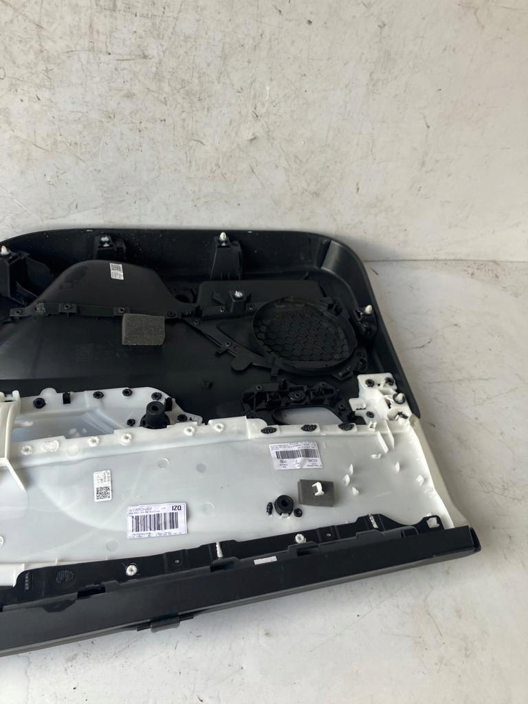 side door left rear part C4 GRAND PICASSO II blinds
