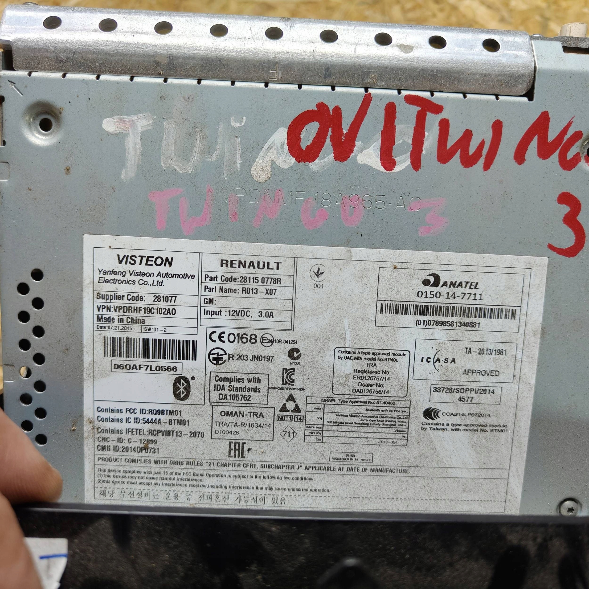 Stacja multimedialna Renault Twingo III 281150778R