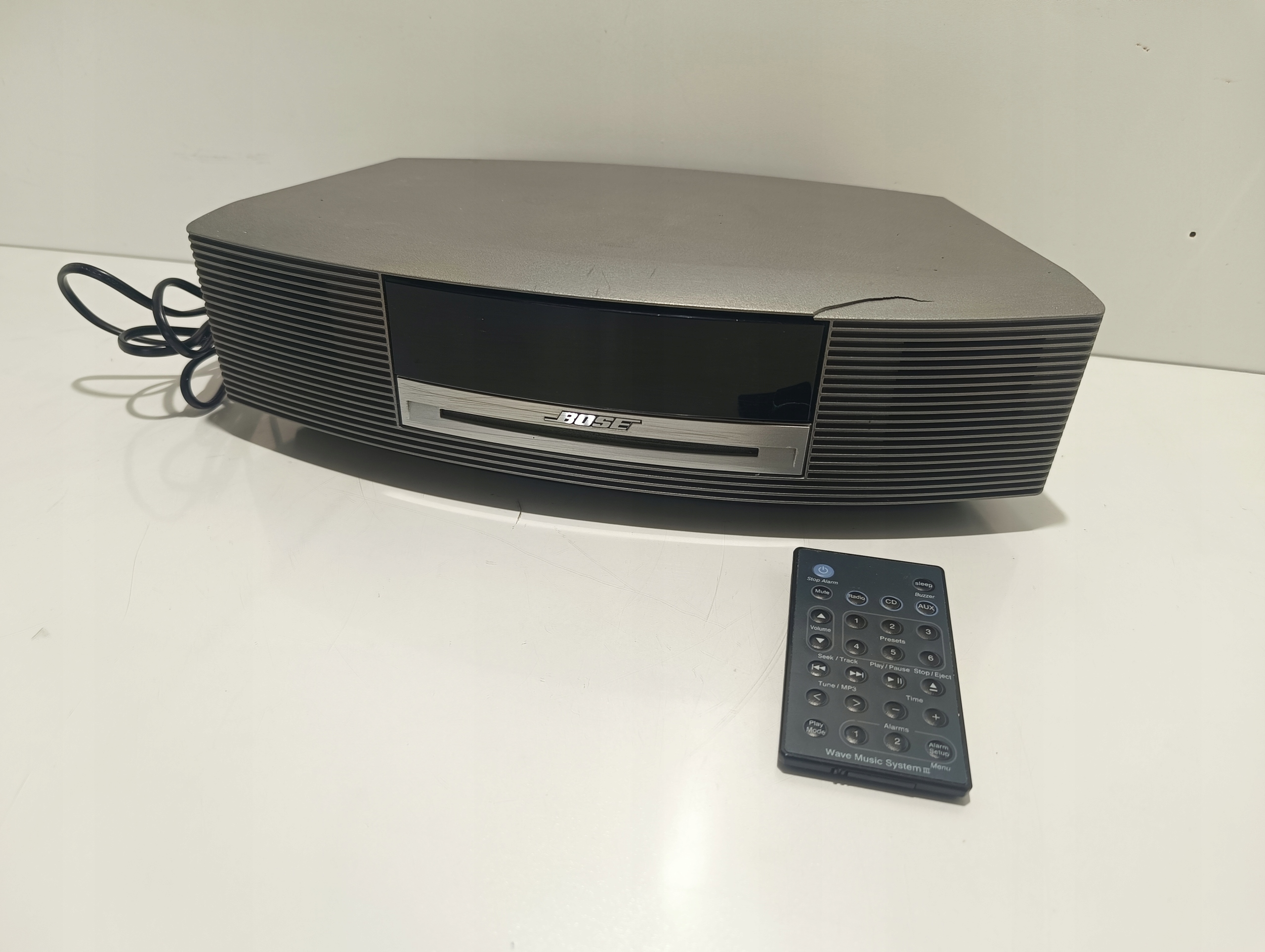 BOSE WAVE Music System　Ⅲ ボーズ　2801 Bose Wave Music System III z analogowym radiem Am/FM