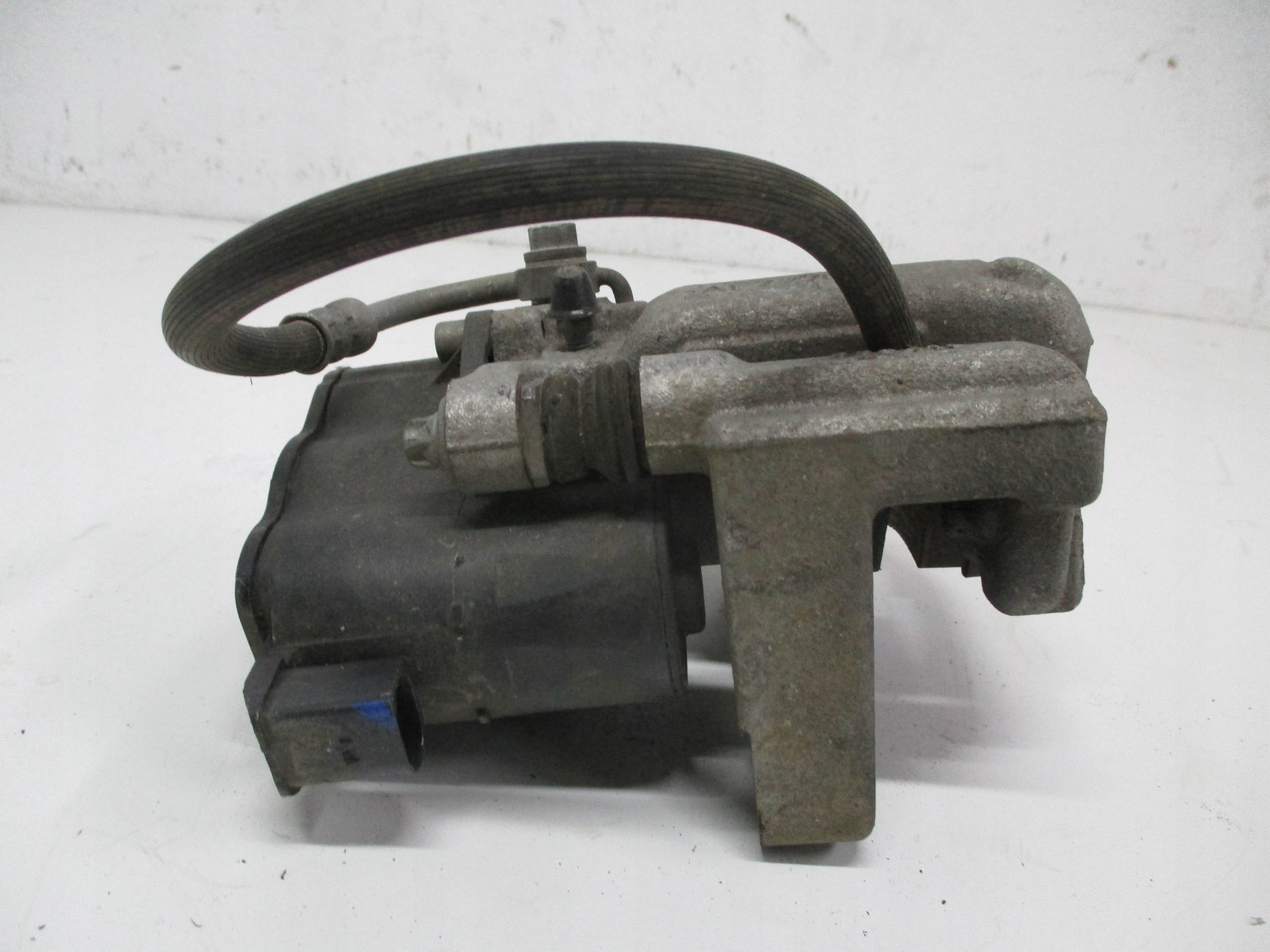 caliper calipers rear. PEUGEOT 408 electrics right left