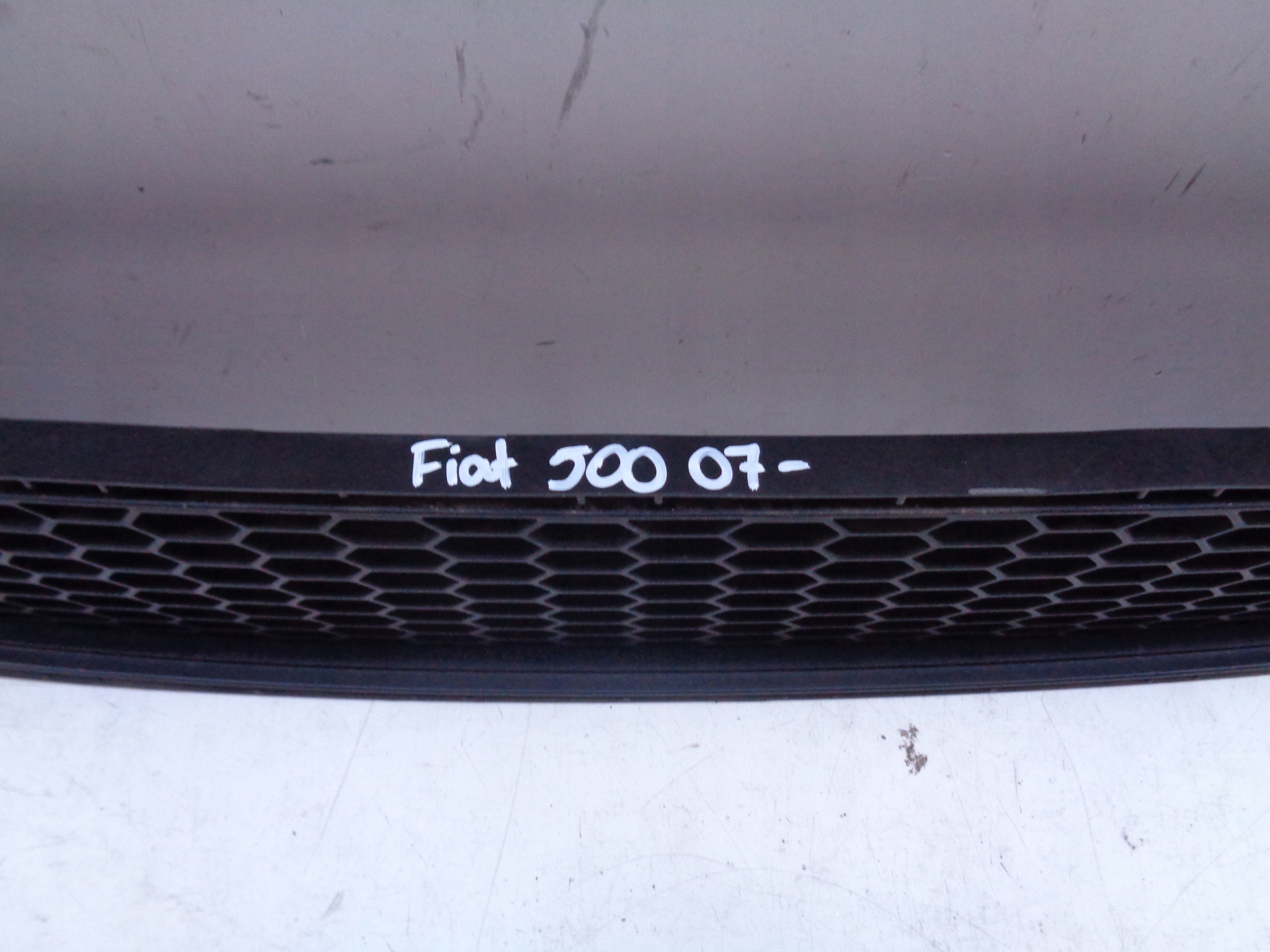 LÜFTUNGSGITTER DER STOSSSTANGE FIAT 500 07-15