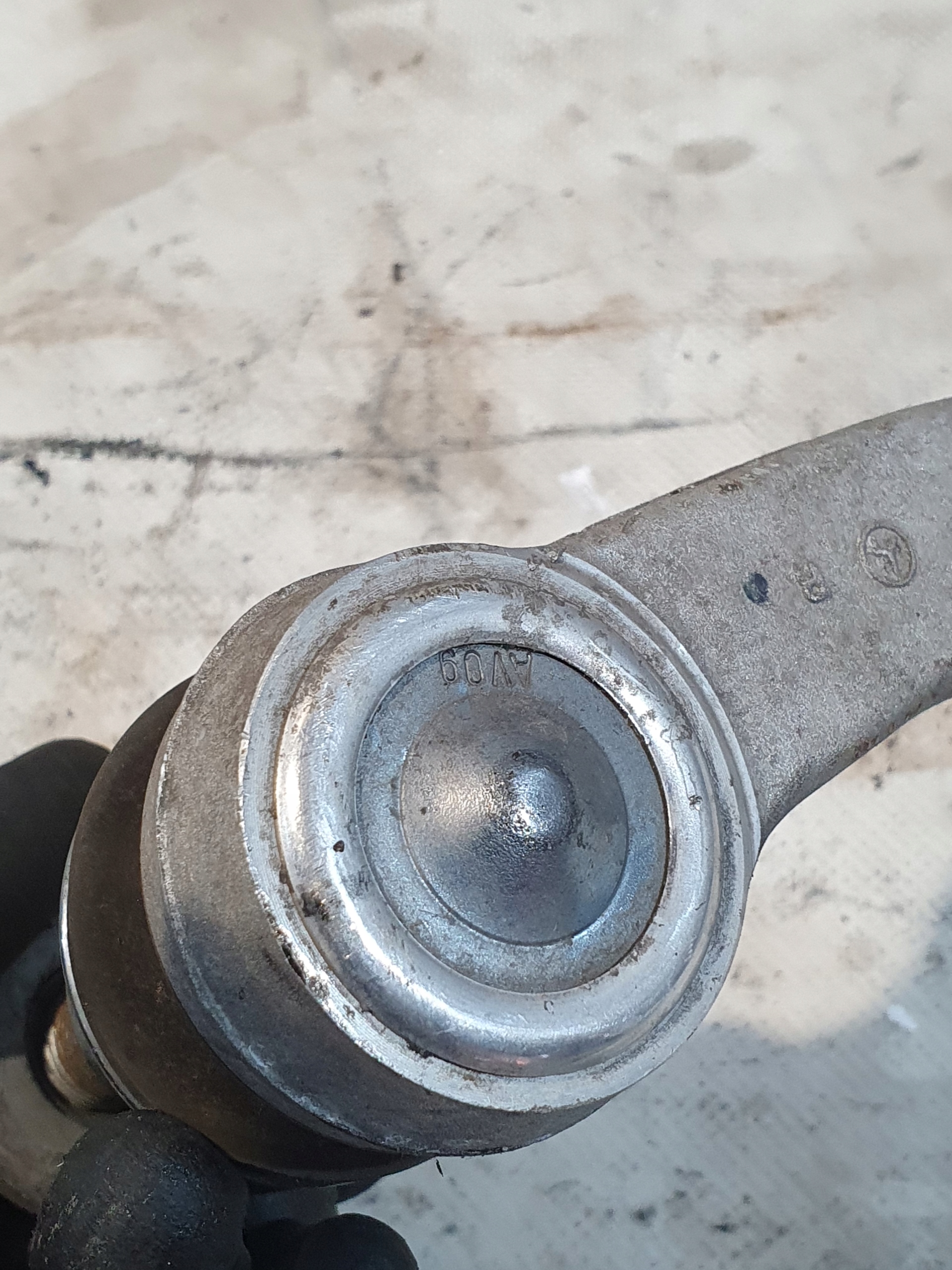 stabilizer rod right MERCEDES X247 GLB 22r.