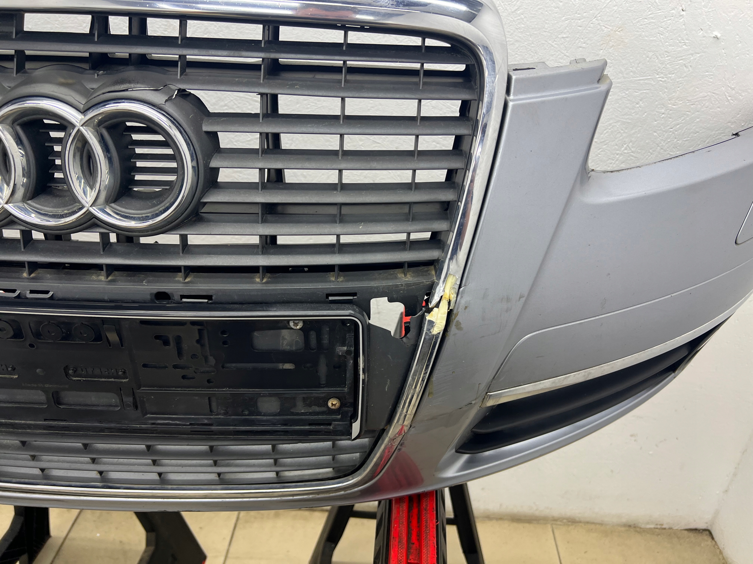 Paraurti Anteriore completo LAVAFARI AUDI A6 C6 LY7J