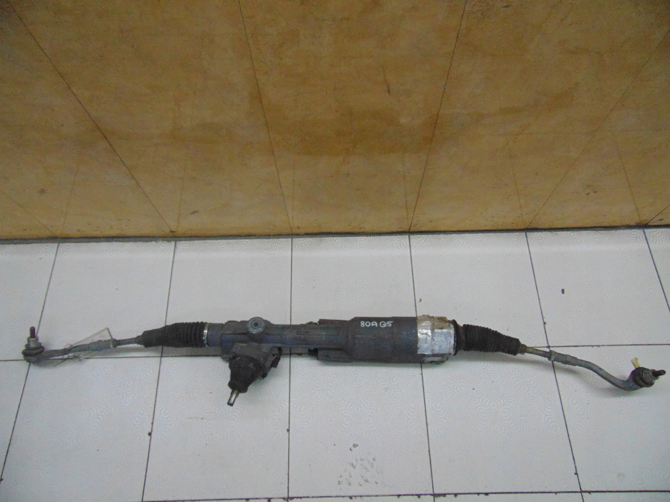 BOÎTER DIRECTION AUDI Q5 80A 4G1423055DD