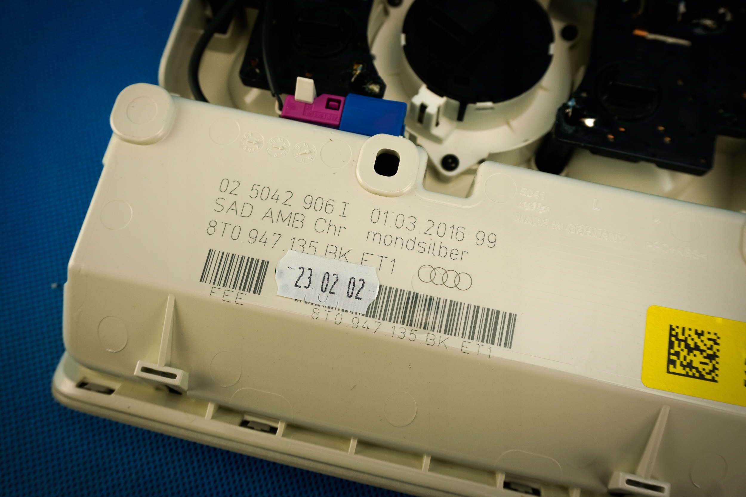 Oswietlenie cabs front Audi A4 8K A5 8T0947135BK