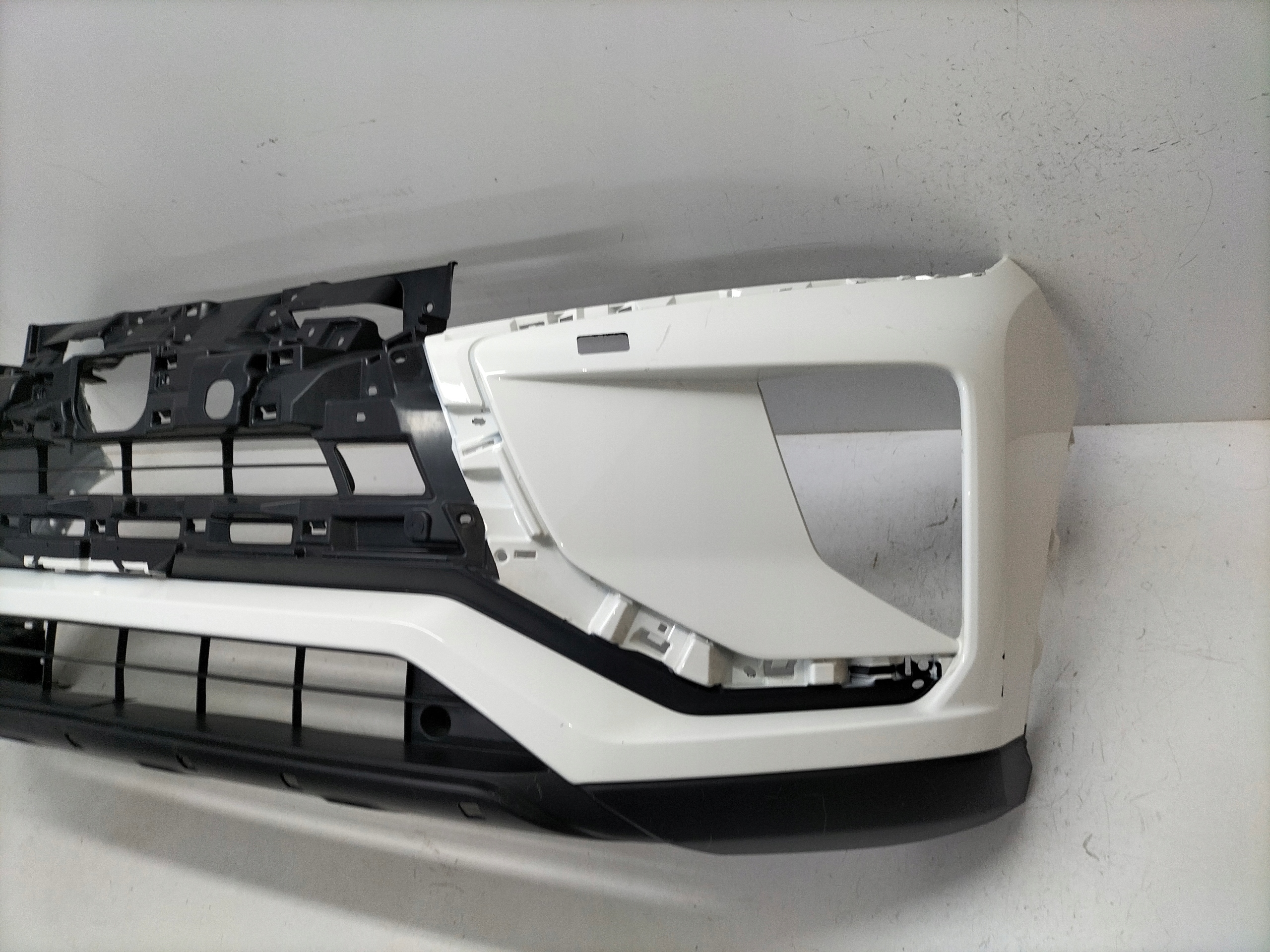 front bumper front MITSUBISHI ECLIPSE CROSS 18-21
