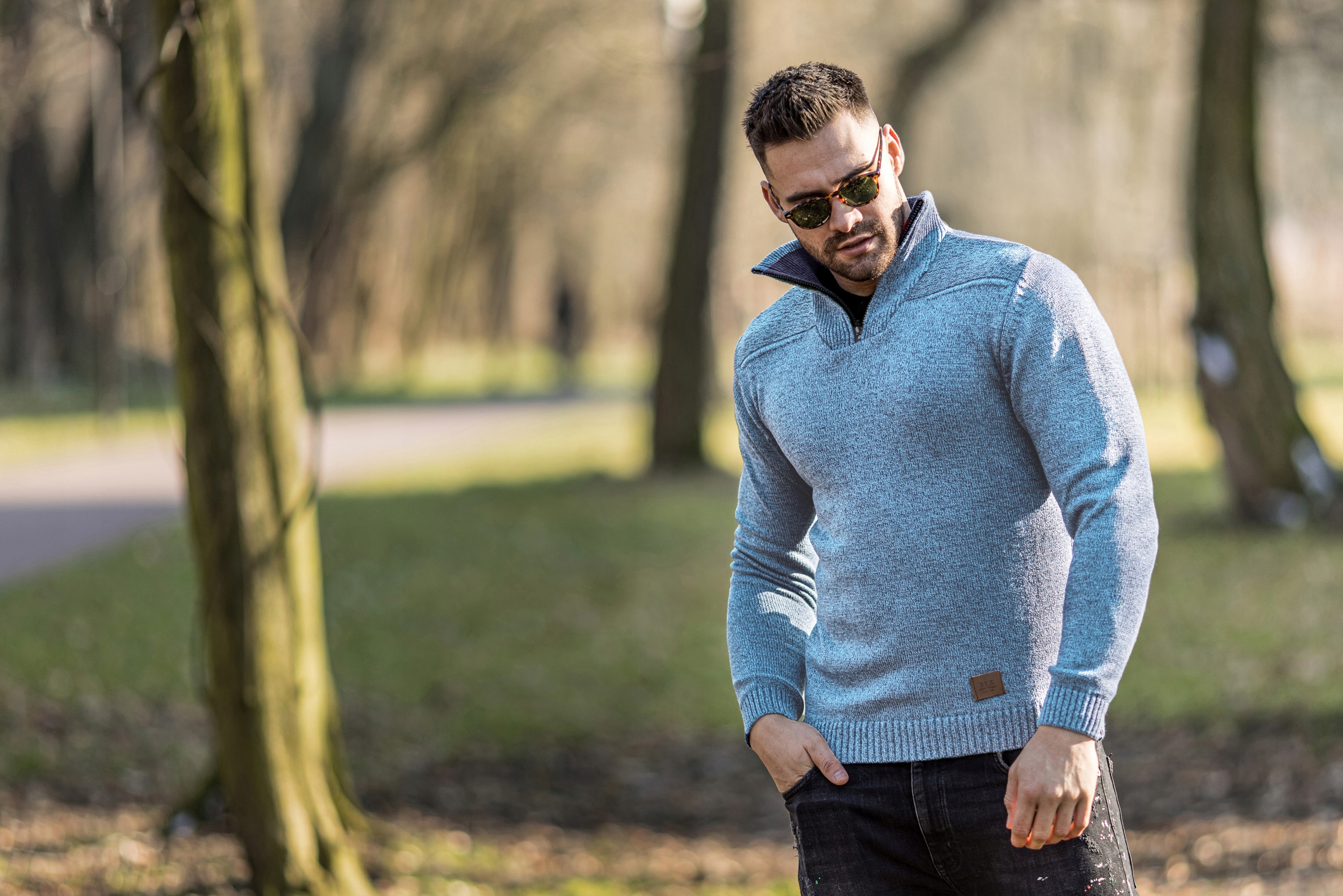 MODNY SWETER MĘSKI GOLF PÓŁZAMEK BŁĘKITNY - XL Rozmiar XL