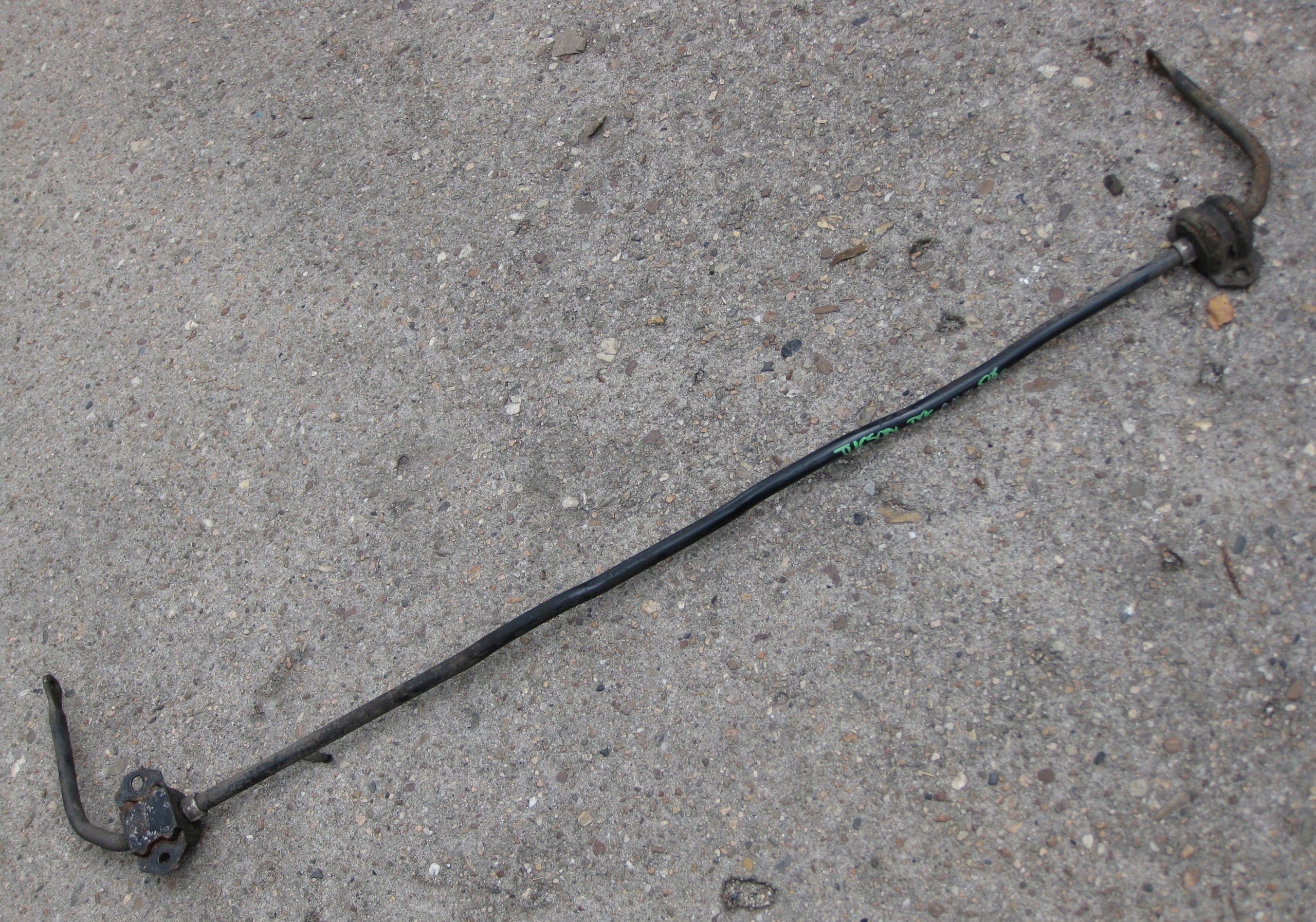 HYUNDAI TUCSON and 08R 2.0 B stabilizer rod rear part