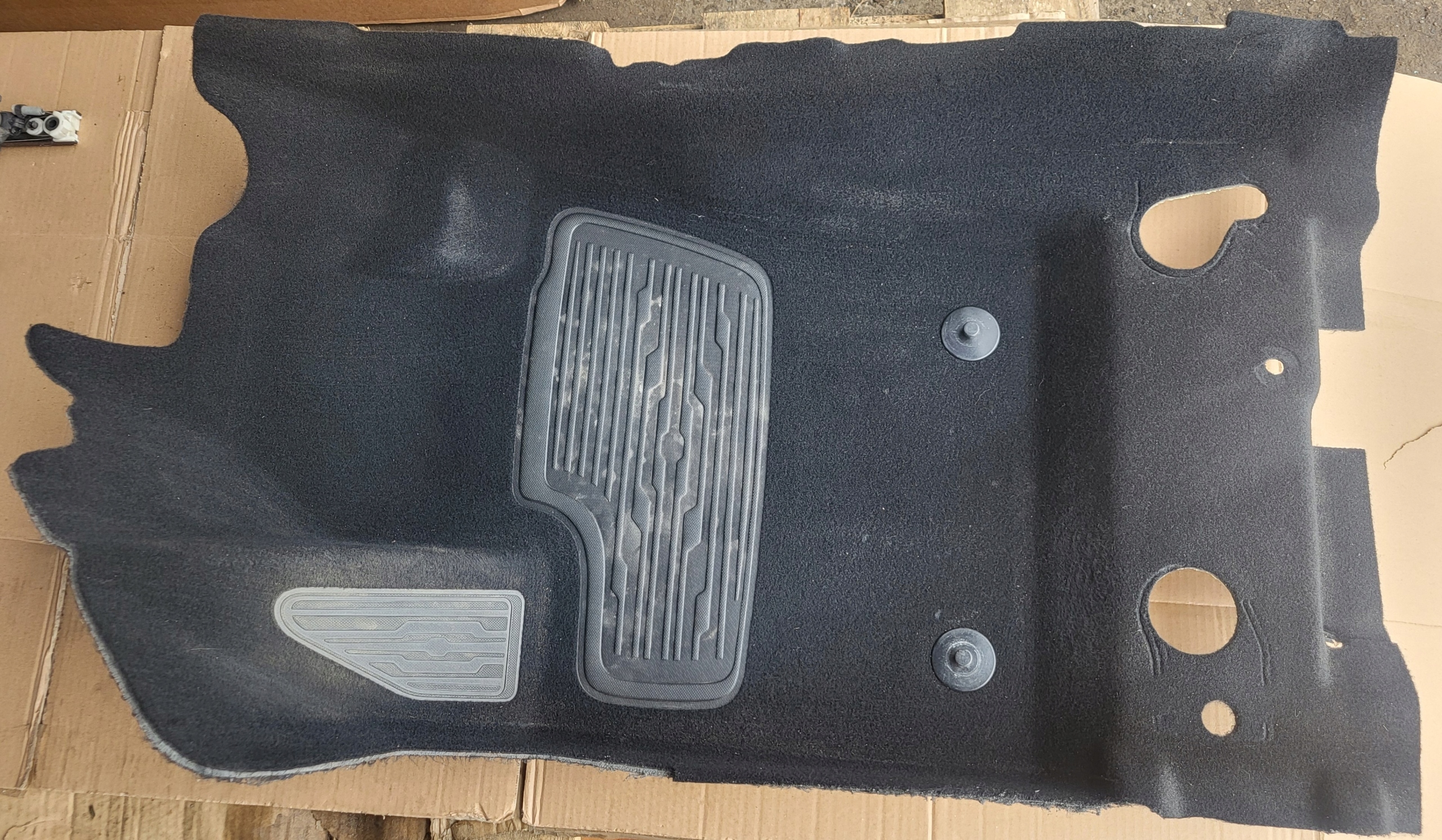 mats floor carpet left front driver´s ALFA ROMEO TONALE OE EUROPA