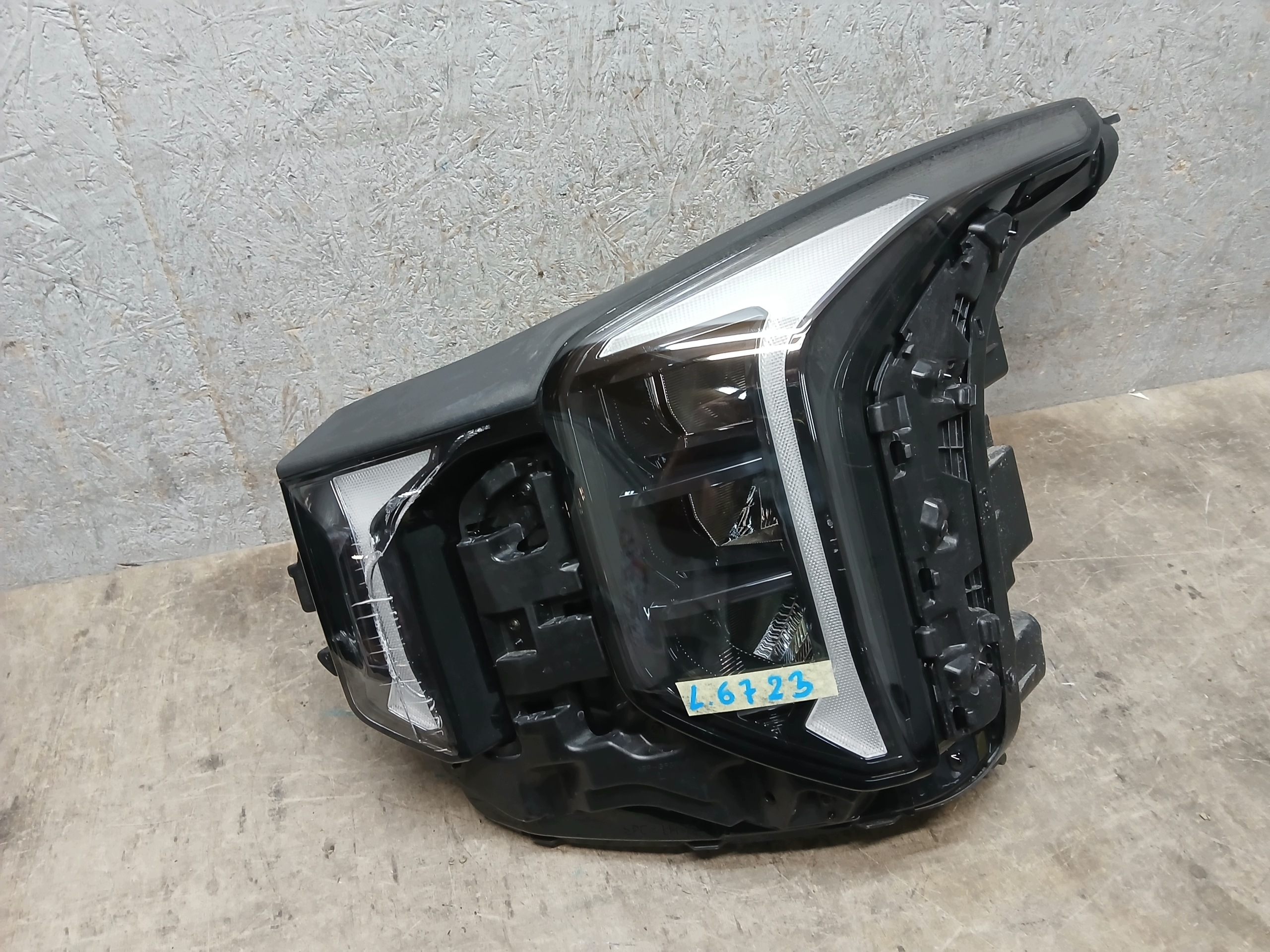 light front left KIA EV2 EV-2 EV 2 26- FULL LED 92101DN000