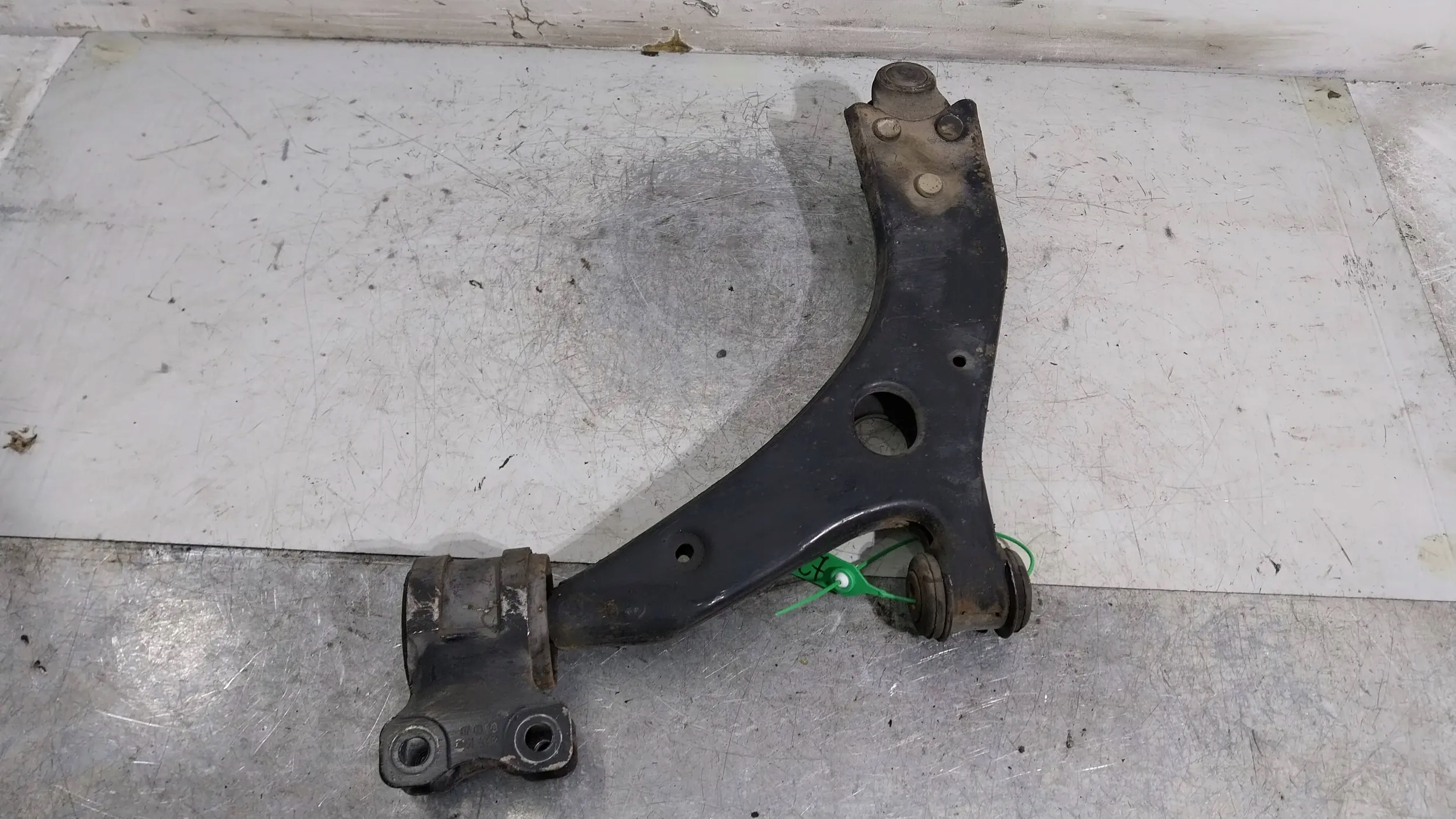 arm right front FORD C-MAX MK1 FOCUS MK2