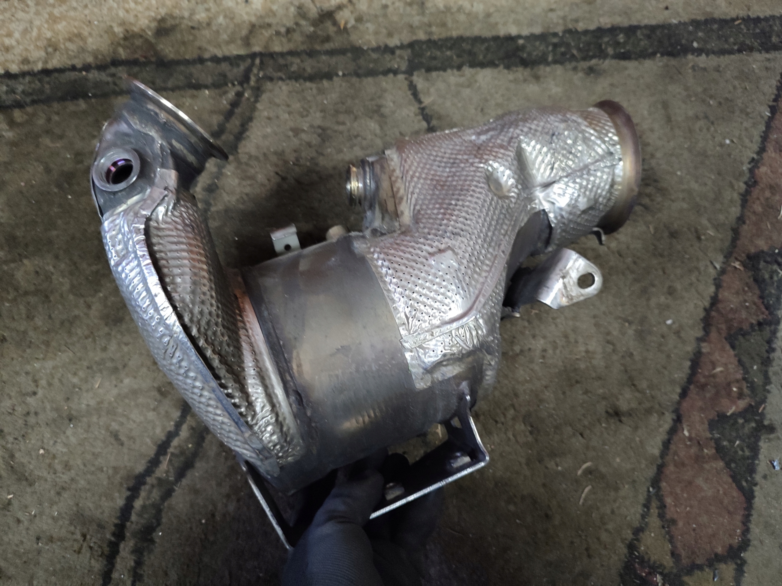 catalyst AUDI A6 A7 4K C8 05L131705R 05L131695D