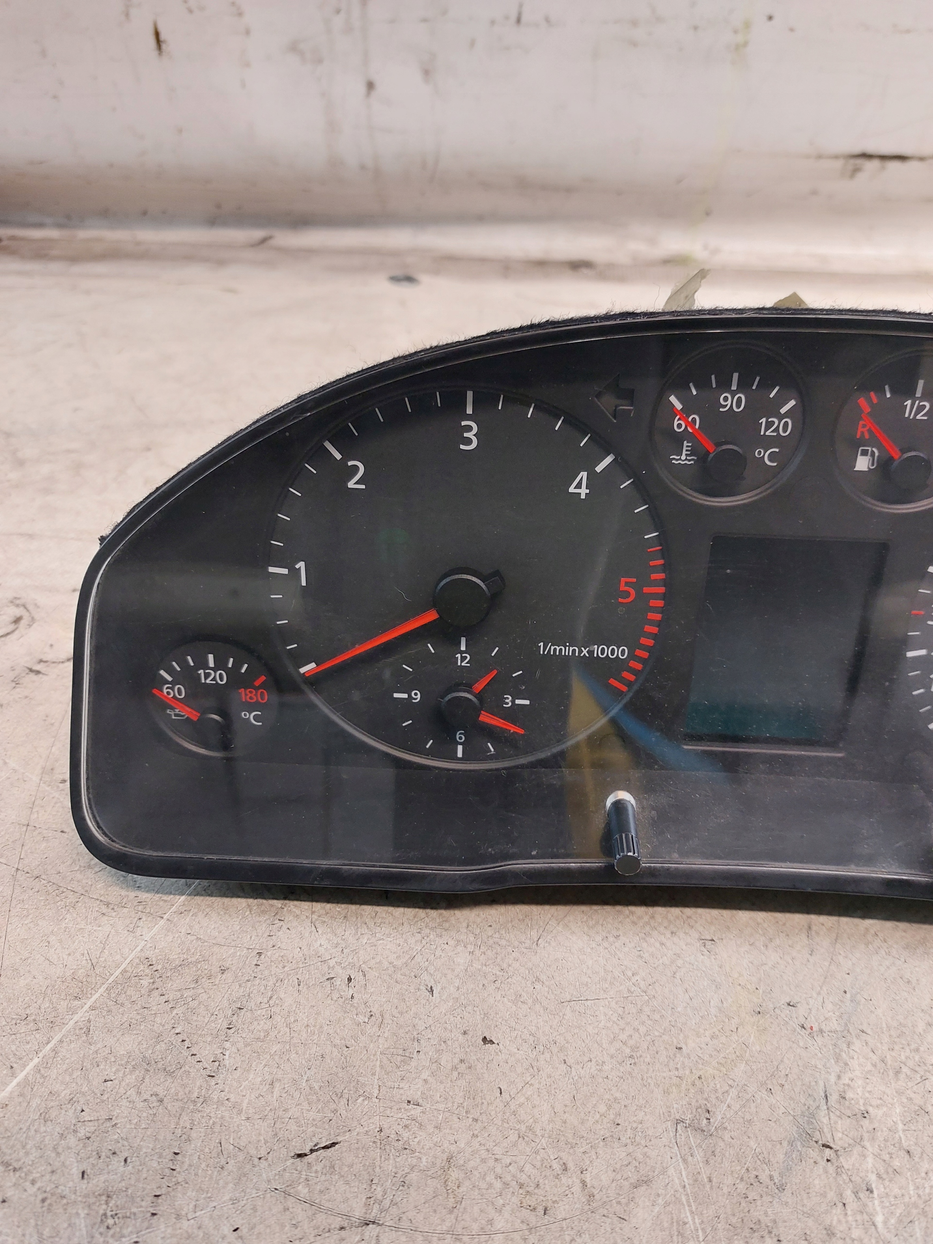 dials dials AUDI A6 C5 2.5TDI
