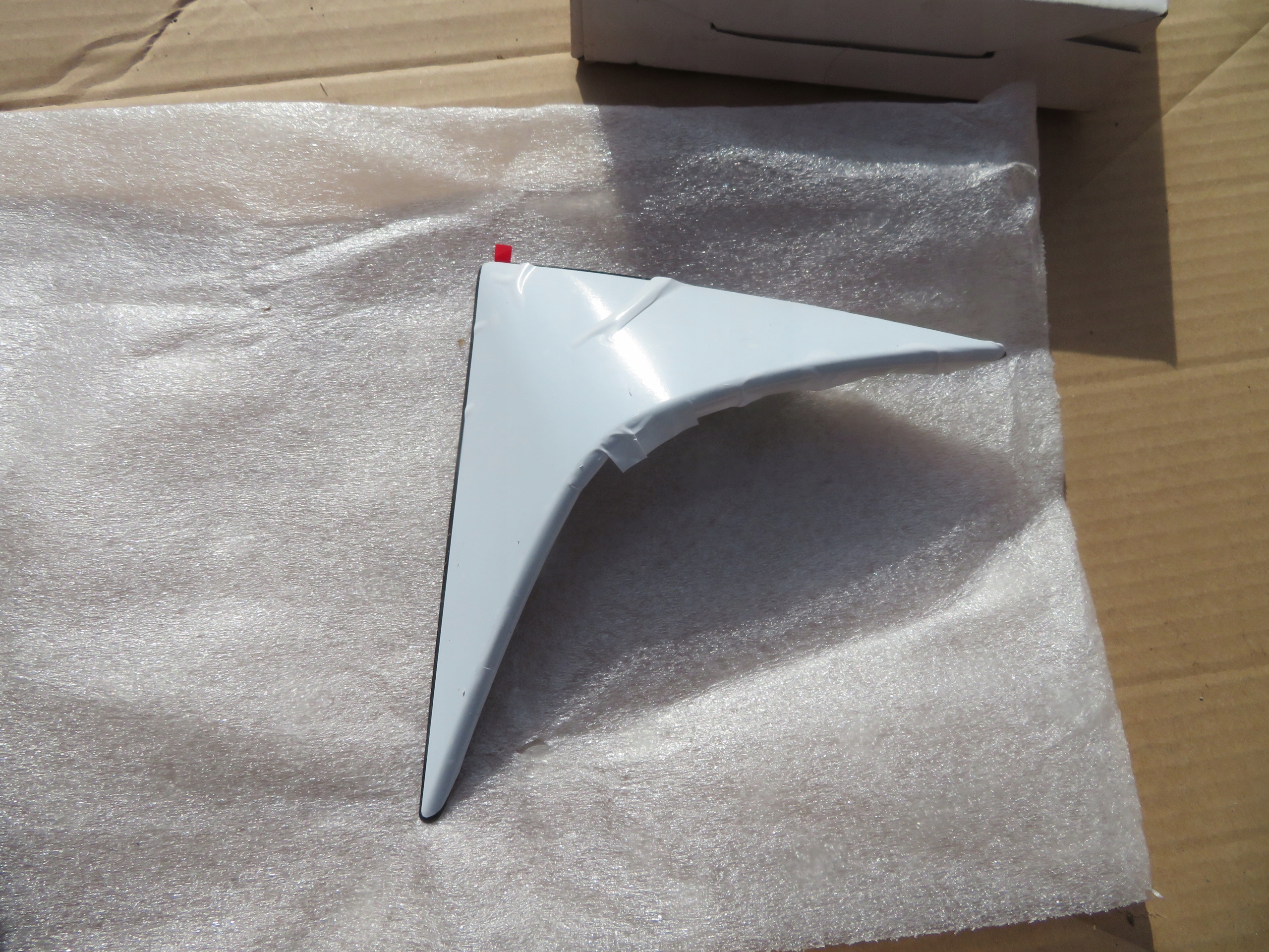 Spoiler klapy Skoda Superb III 3V9827931C