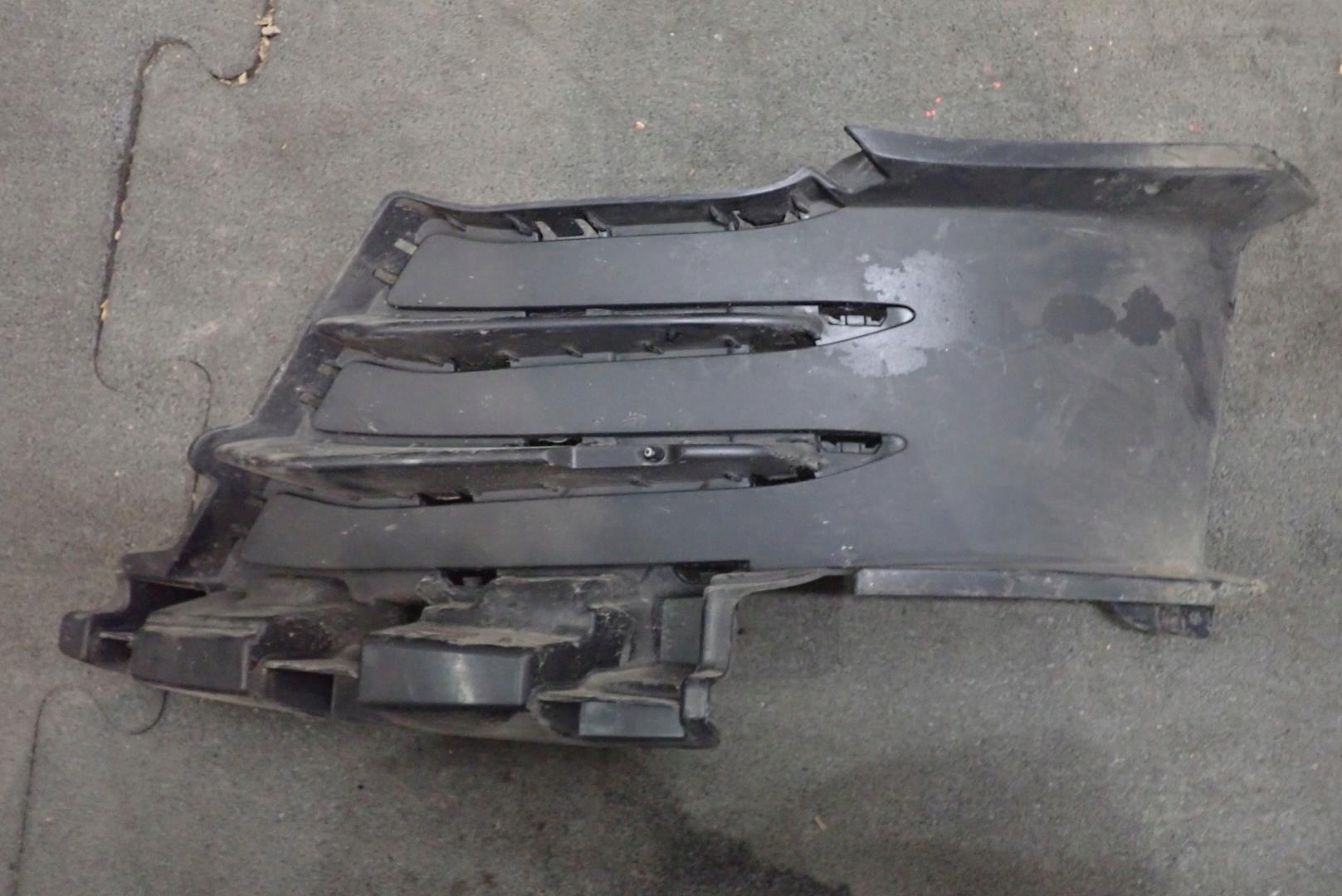 intake air grid left CUPRA BORN 2021- 10E807883B