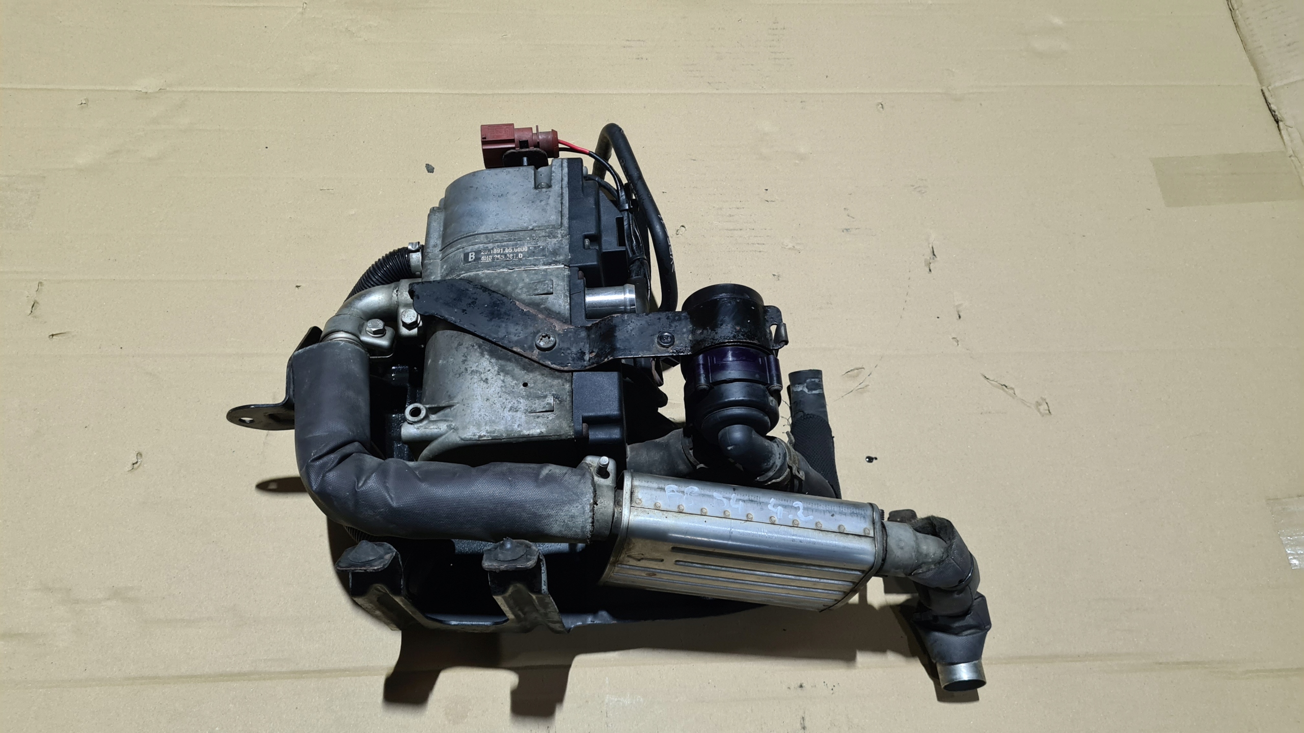 8442749634 - AUDI A8 D4 стояночный отопитель WEBASTO 4H0265081D