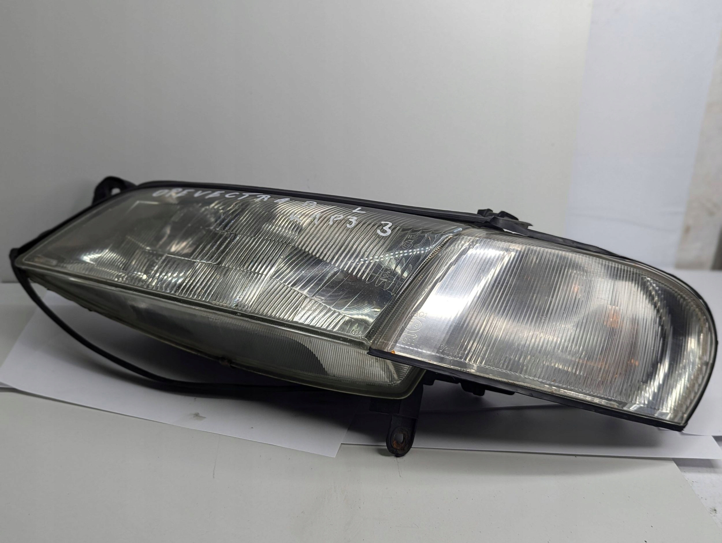 OPEL VECTRA B LIFT light left front EUROPA CARELLO