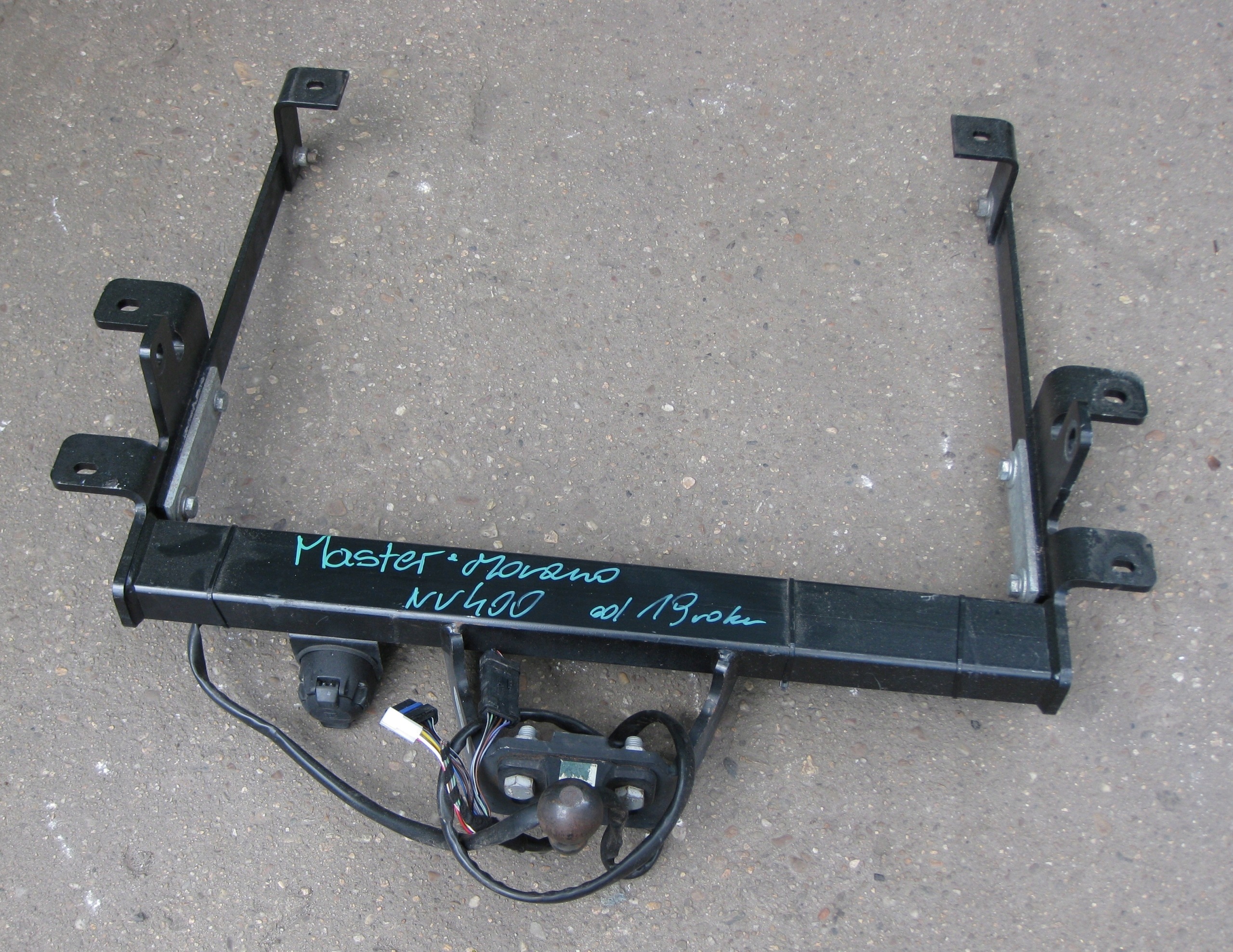 RENAULT MASTER III LIFT tow