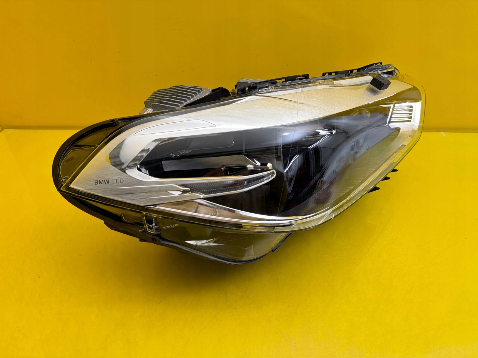 light right BMW X2 F39 18- Full Led 9851982-01
