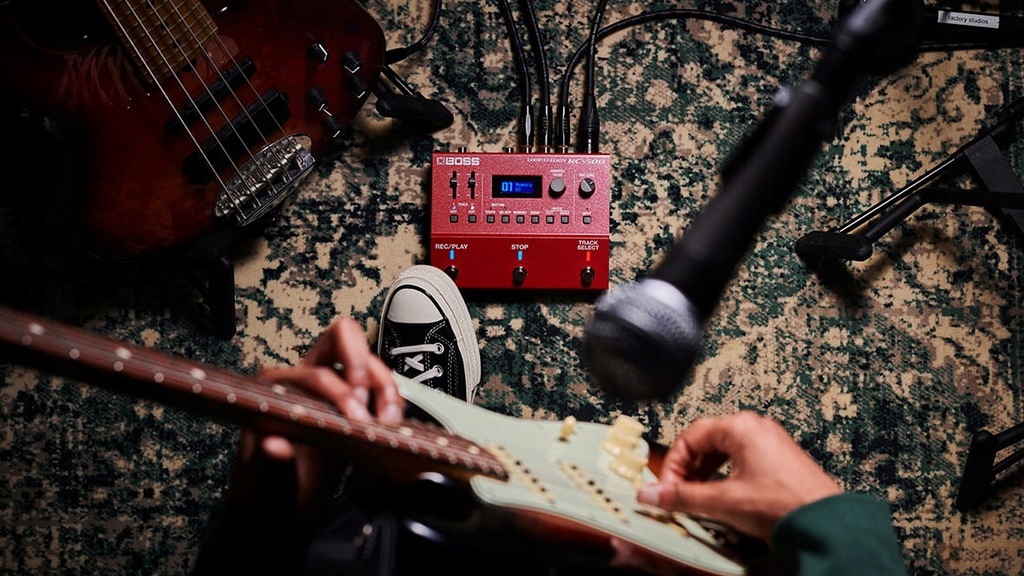 BOSS RC-500 LOOP STATION EFEKT GITAROWY LOOPER Marka BOSS