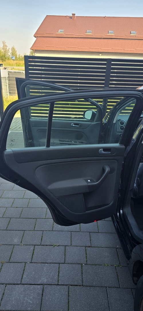 дверные карты обивка перед vw Golf 5 PLUS 2003-2009