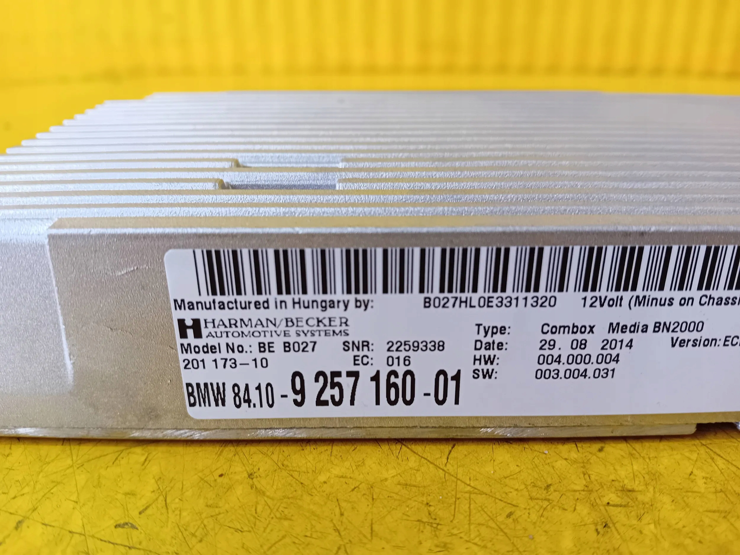 Mini Countryman R60 R61 WZMACNIACZ HARMAN 9257160 Producent części BMW