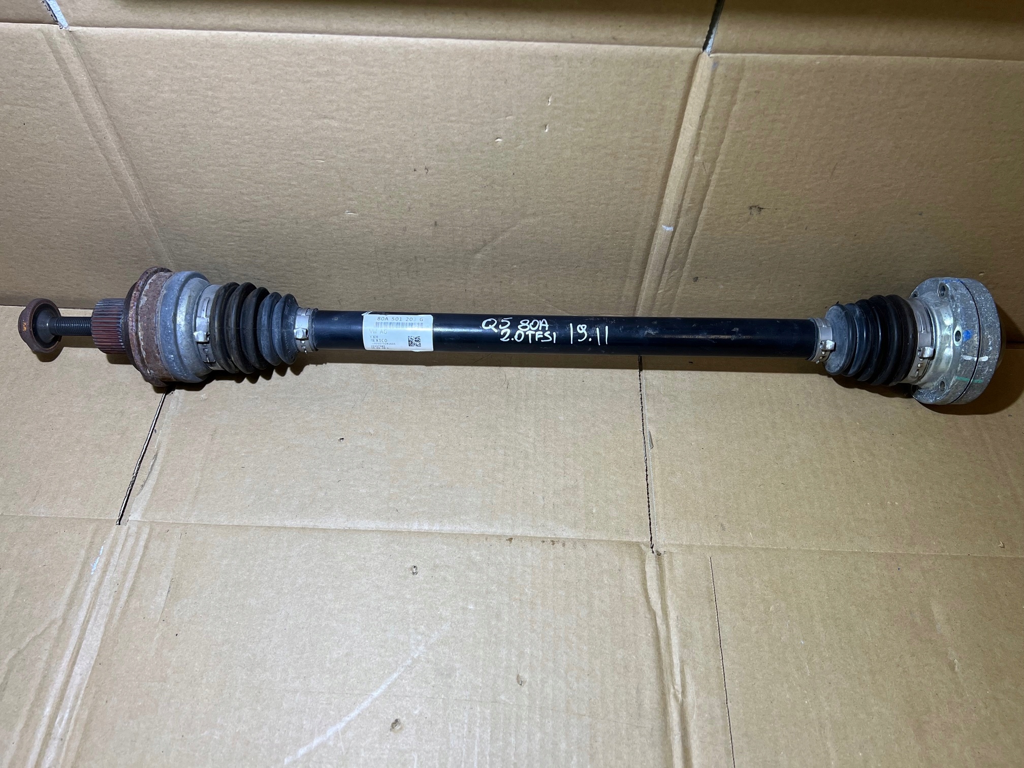AUDI Q5 80A 2.0 TFSI semi-axis left rear left rear part 80A501203G