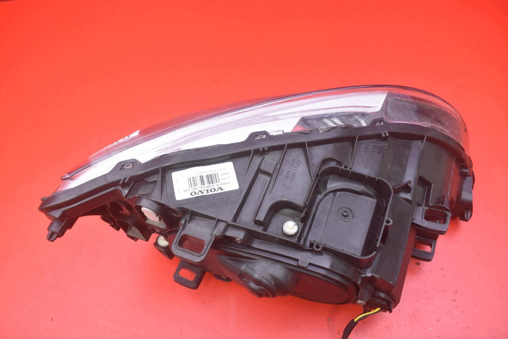 REFLEKTOR left light front EU 31420115 VOLVO V60 1 and LIFT 13-20
