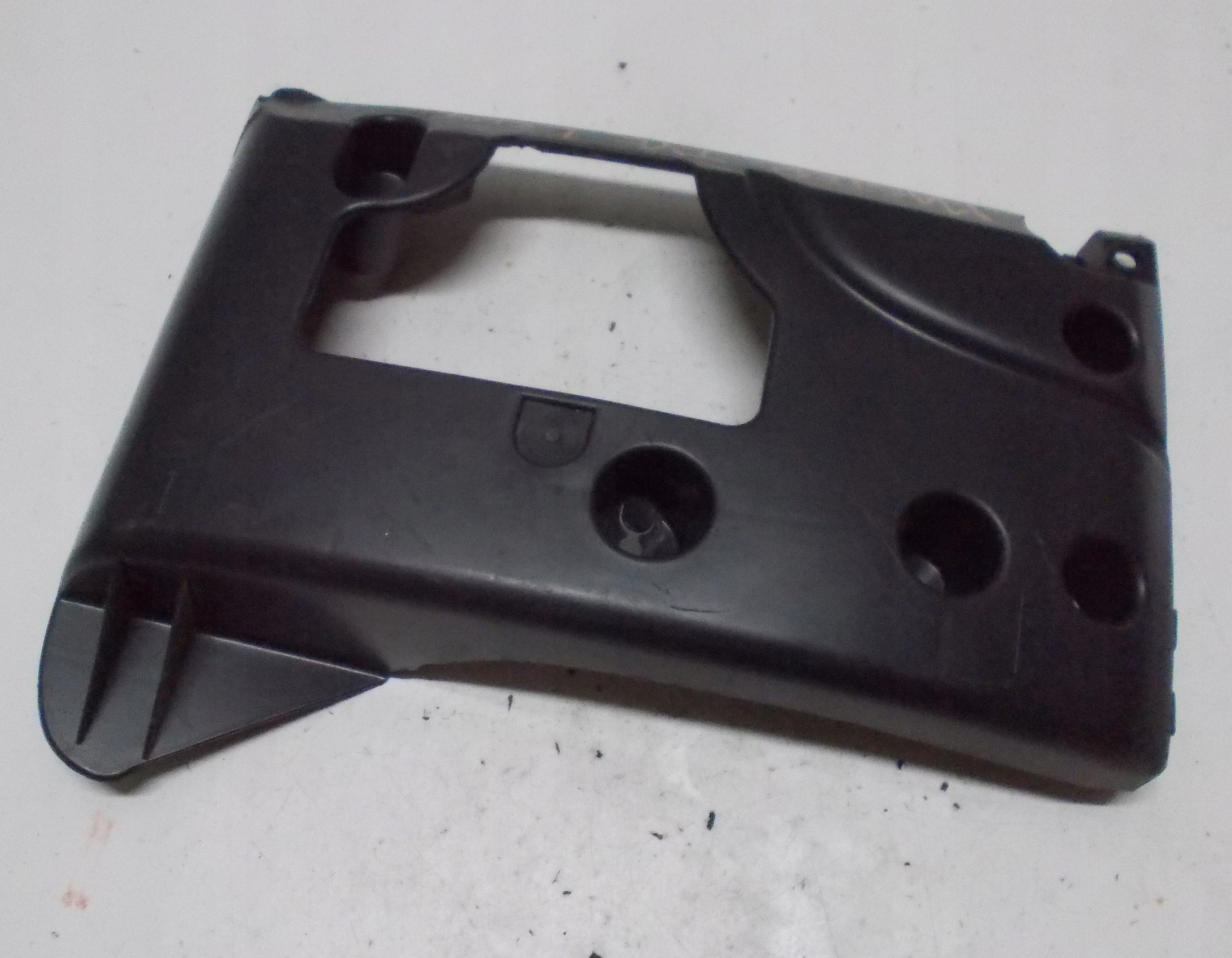 RENAULT MASTER III LIFT bumper bracket left rear part 852230001R