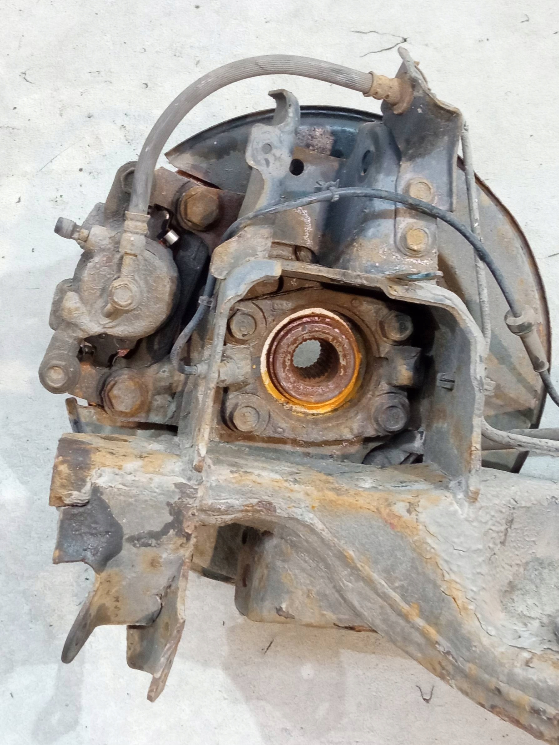 swing left rear part 2.0 DCI 150 KM AWD Renault Koleos and (2007- )
